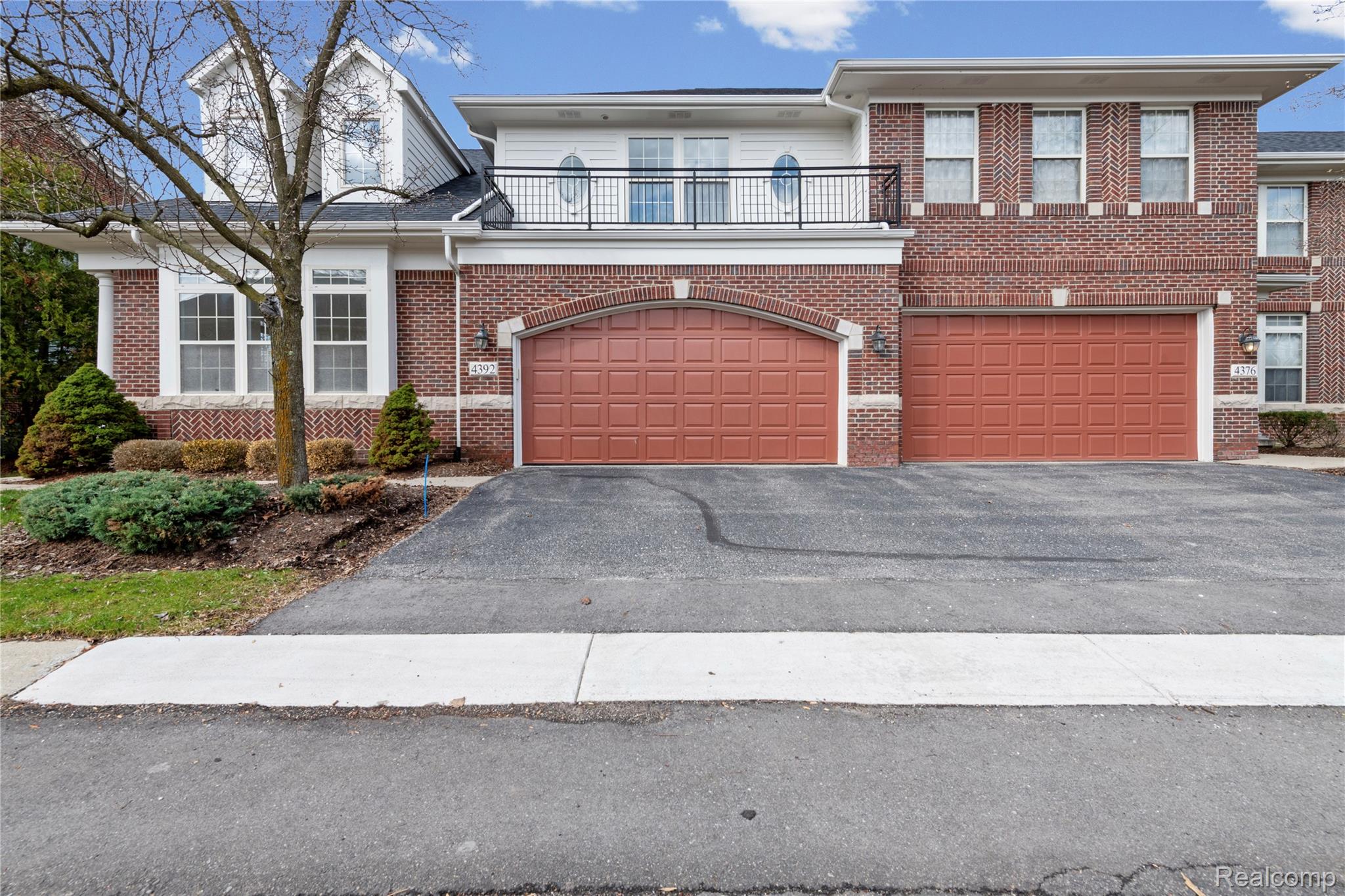 4392, Gateway, West Bloomfield, Michigan, 48322