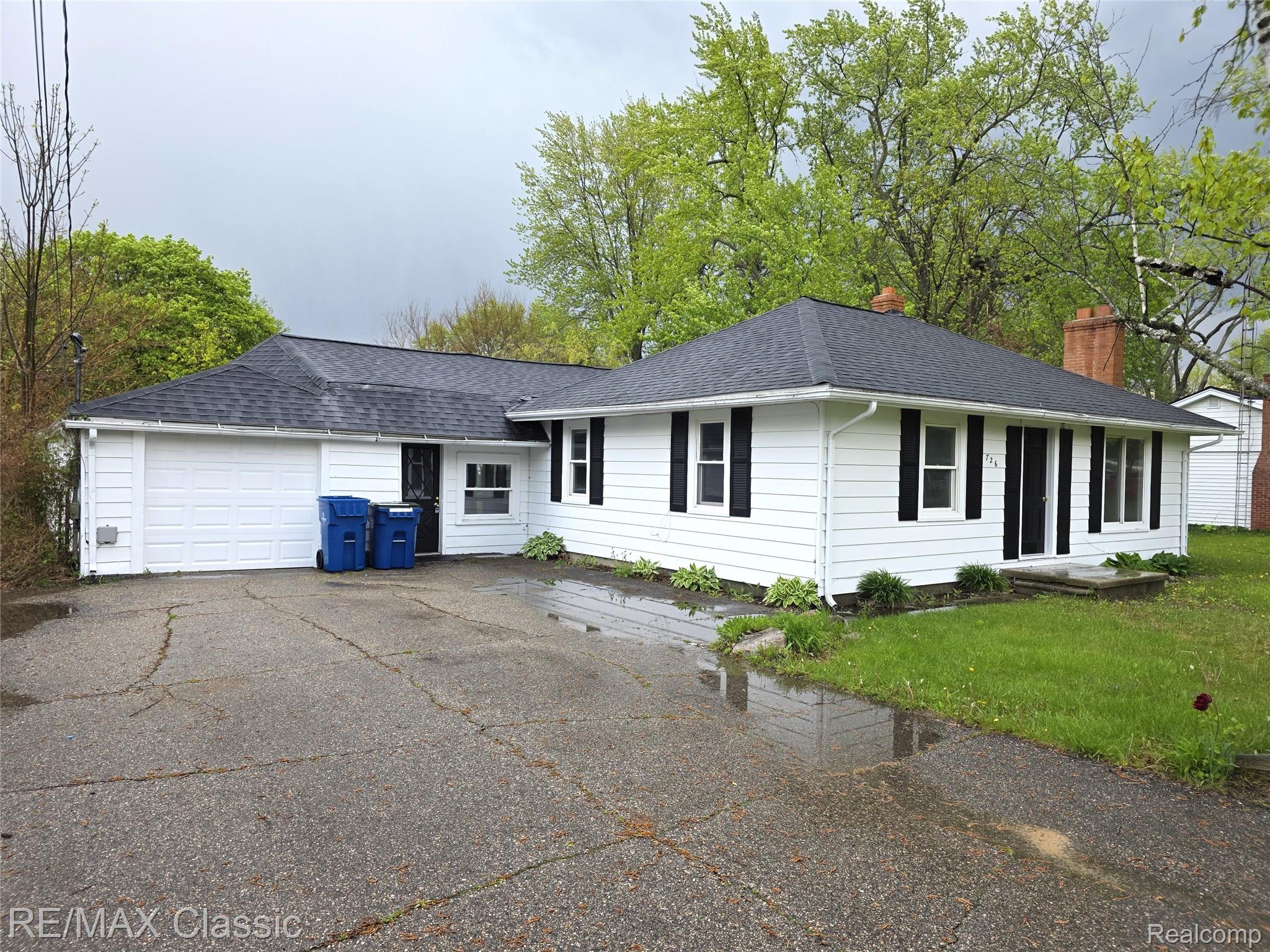 726, Oda, Davison, Michigan, 48423