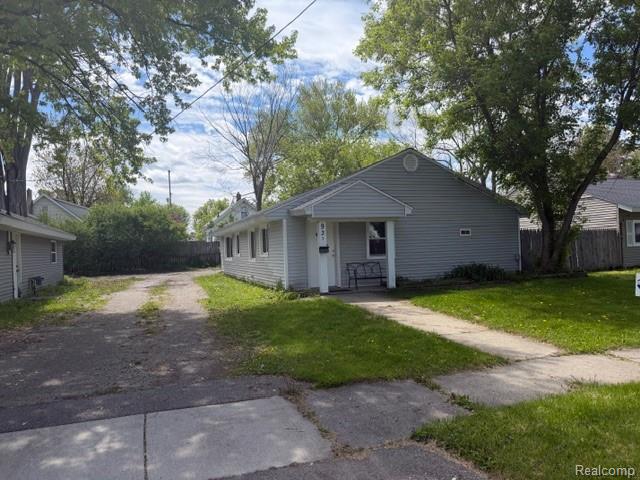 935, Ingleside, Flint, Michigan, 48507