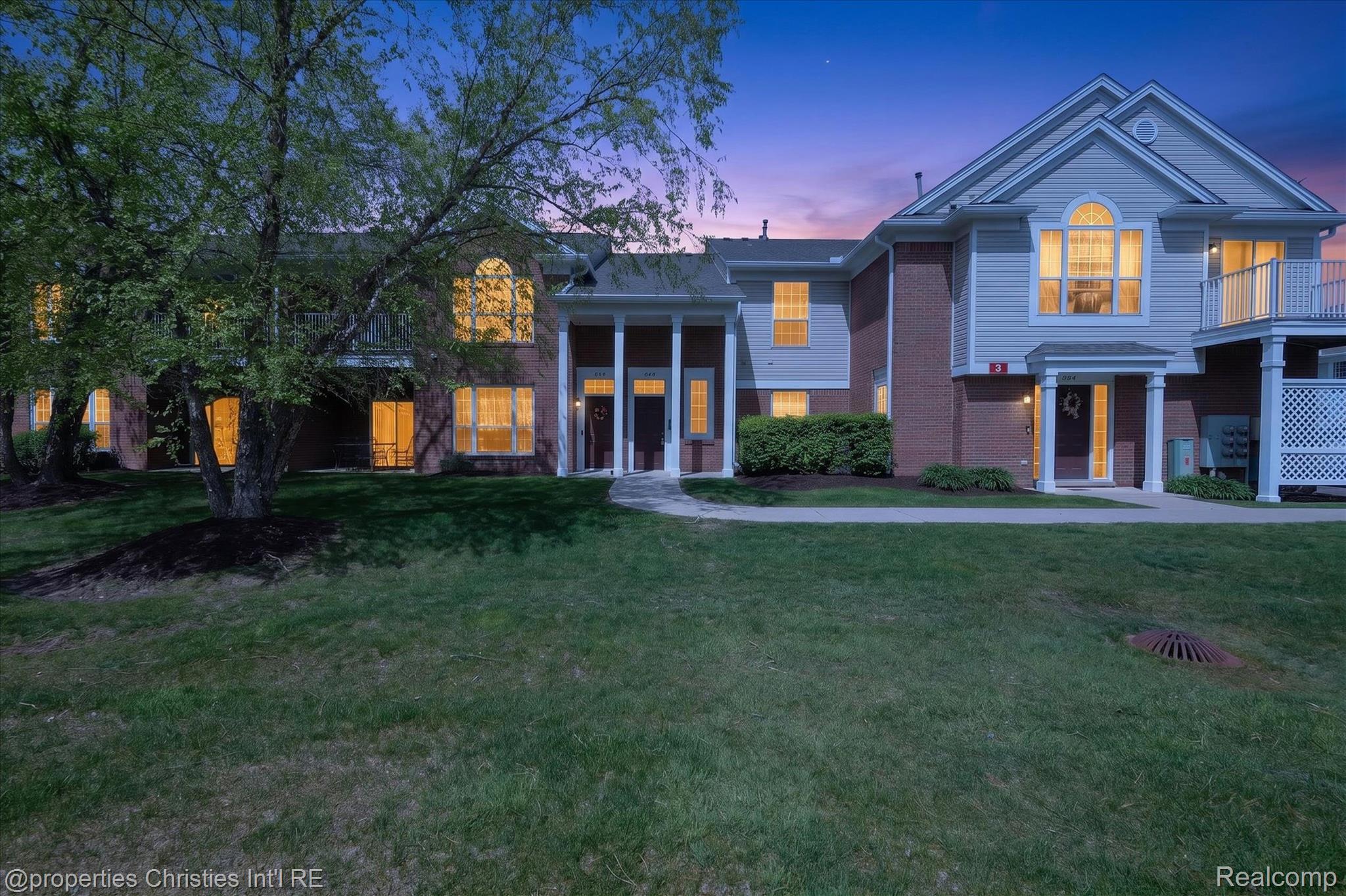 16773, Carriage, Northville, Michigan, 48168