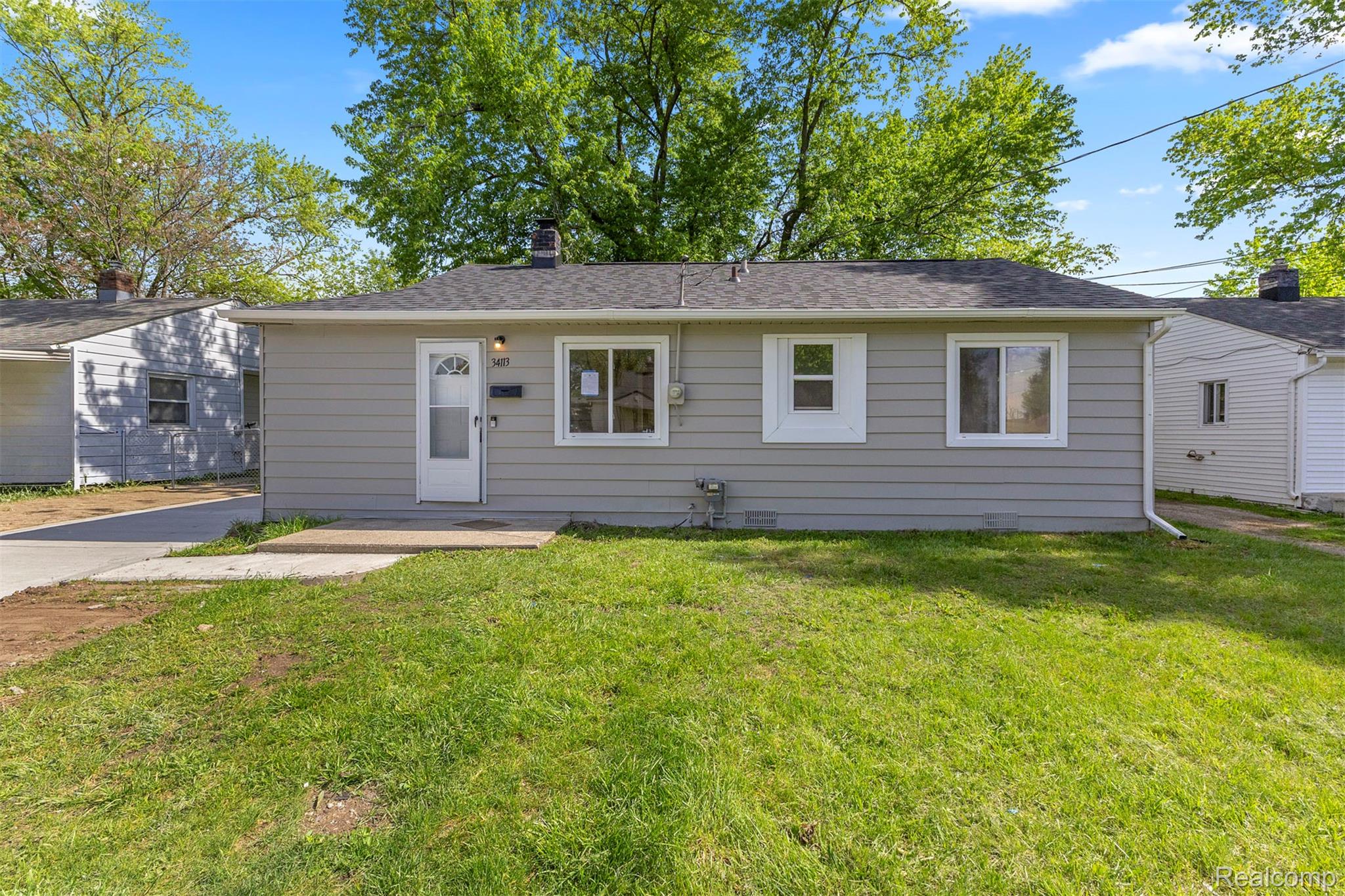 34113, Caspian, Westland, Michigan, 48186