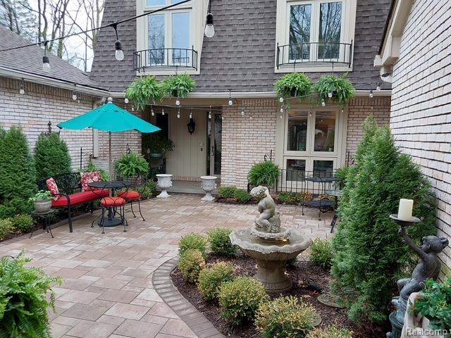 1243, Woodcrest, Bloomfield Hills, Michigan, 48304
