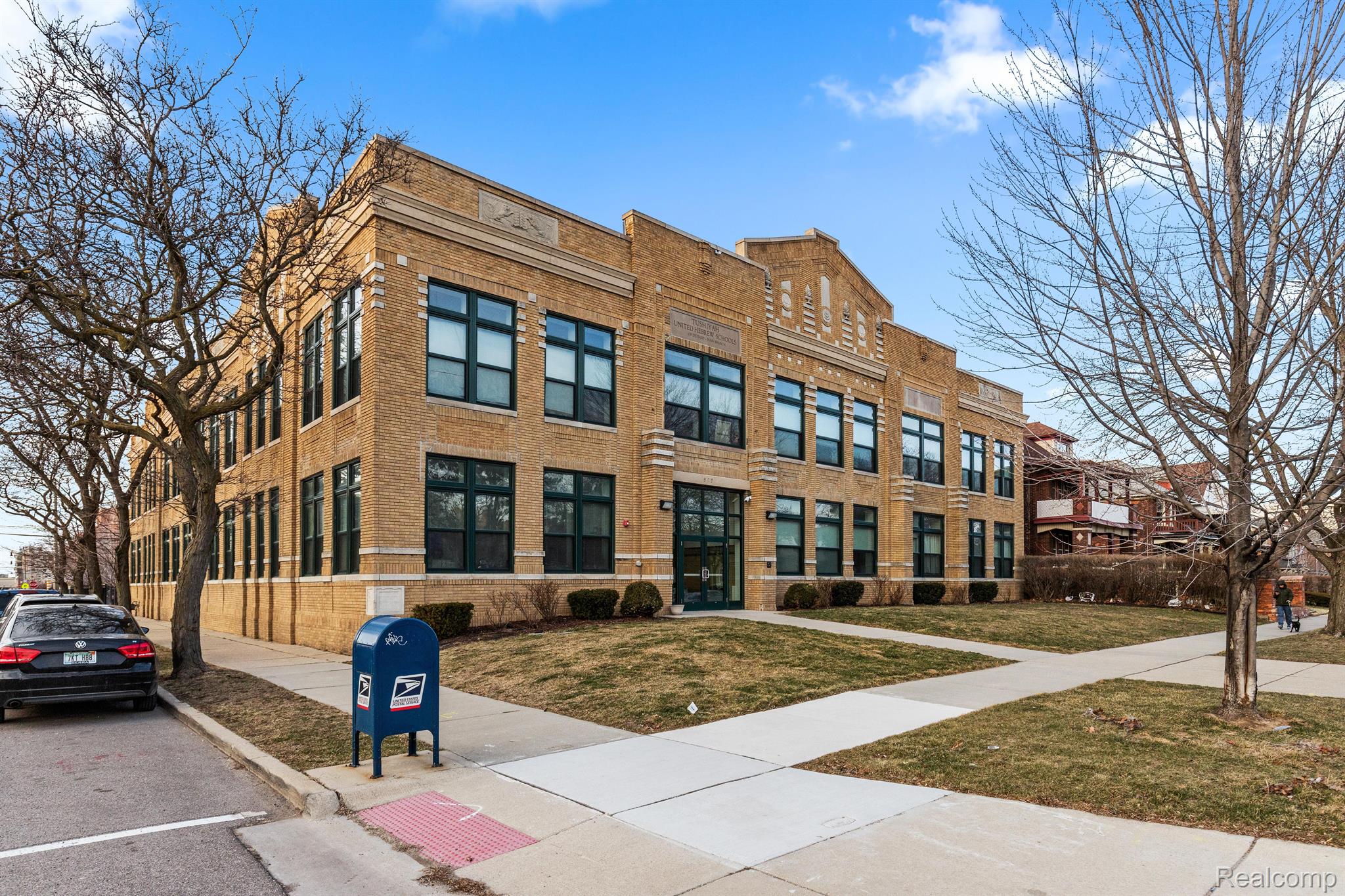 609, Kirby, #203, Detroit, Michigan, 48202