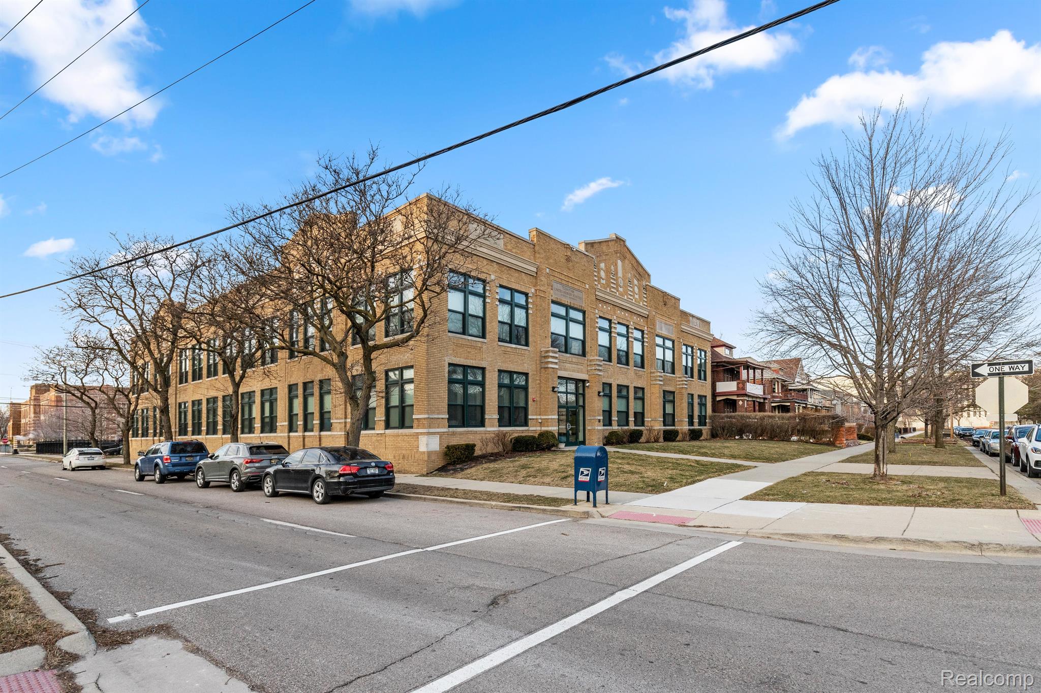 609, Kirby, #208, Detroit, Michigan, 48202