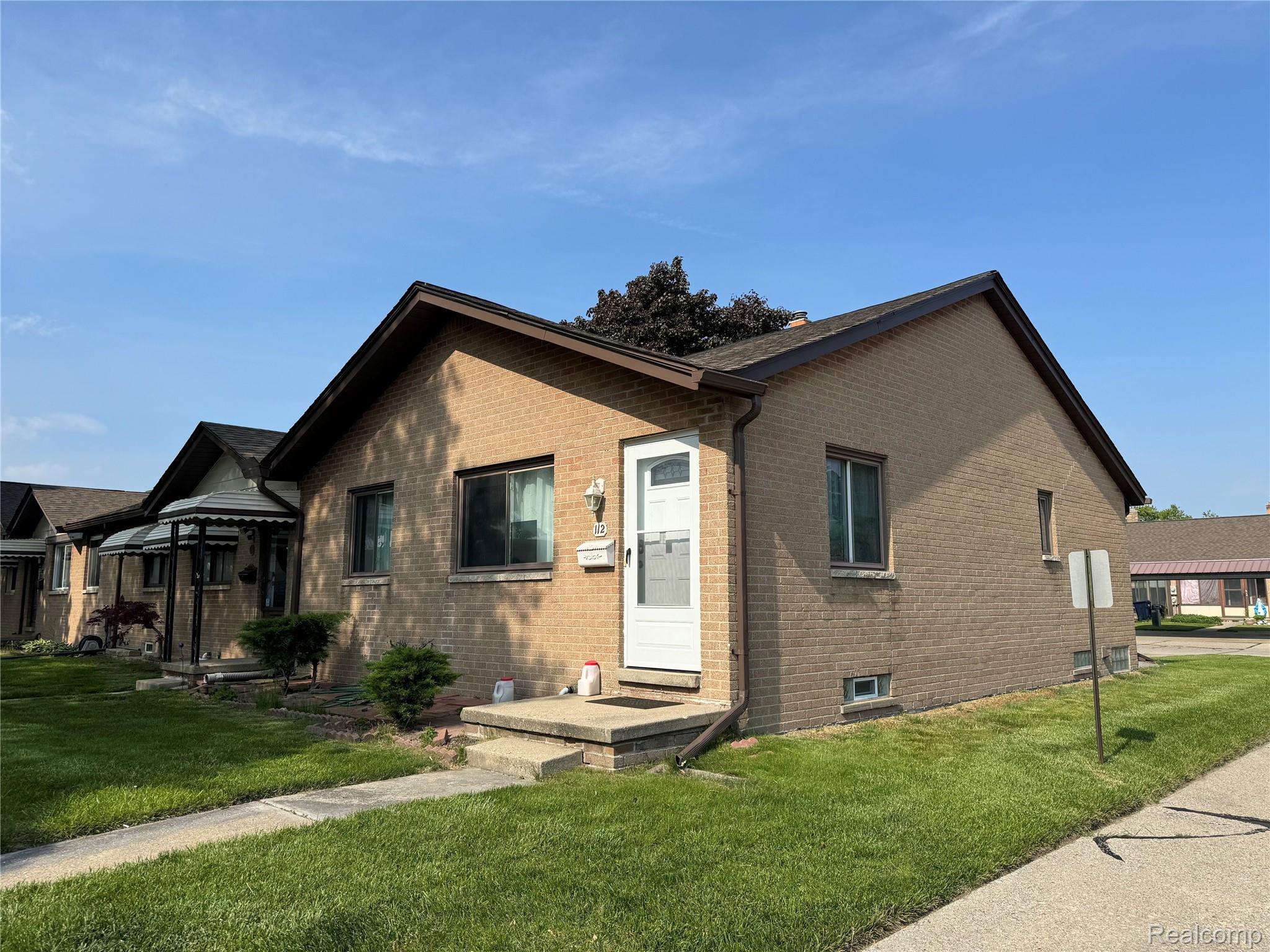 8401, 18 MILE, #112, Sterling Heights, Michigan, 48313