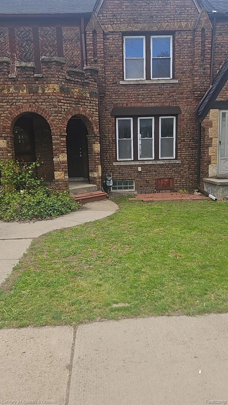 5845, Miller, Dearborn, Michigan, 48126