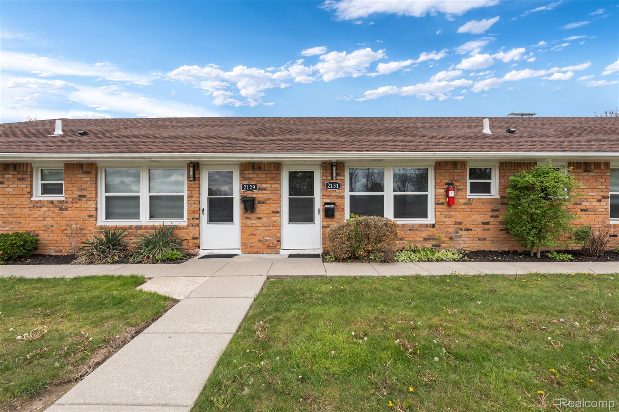 2131, Normandy, Royal Oak, Michigan, 48073