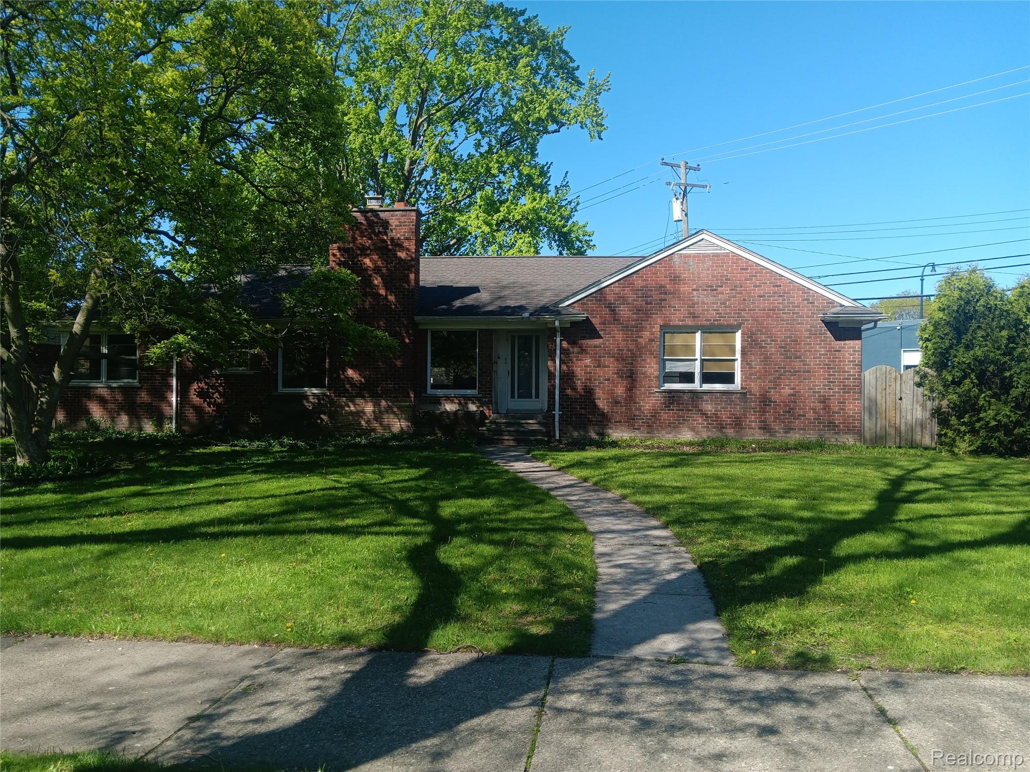 967, Washington, Grosse Pointe, Michigan, 48230