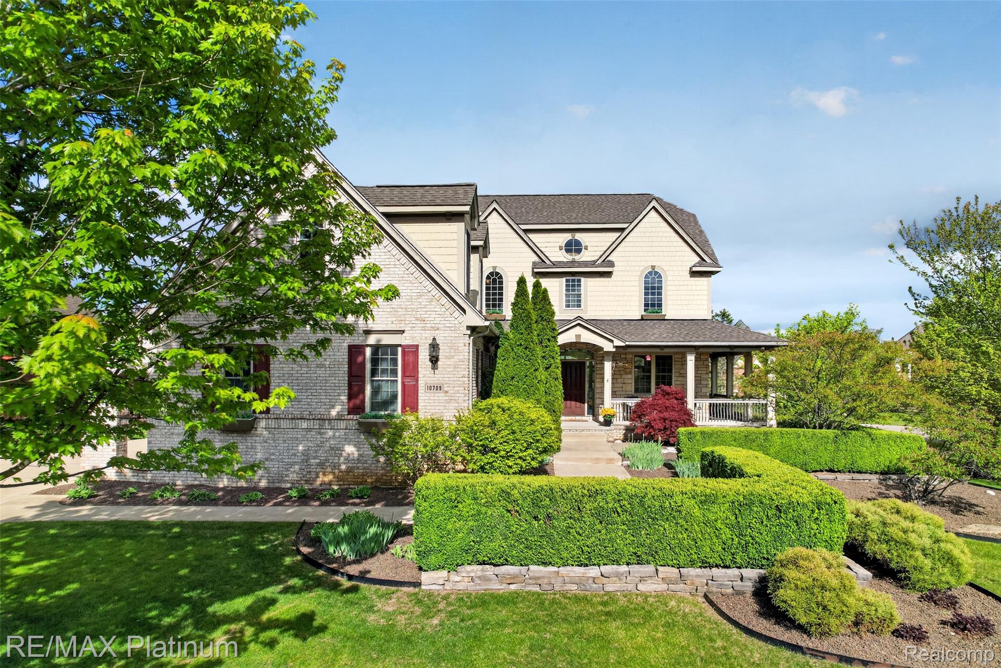 10709, Stoney Point, South Lyon, Michigan, 48178