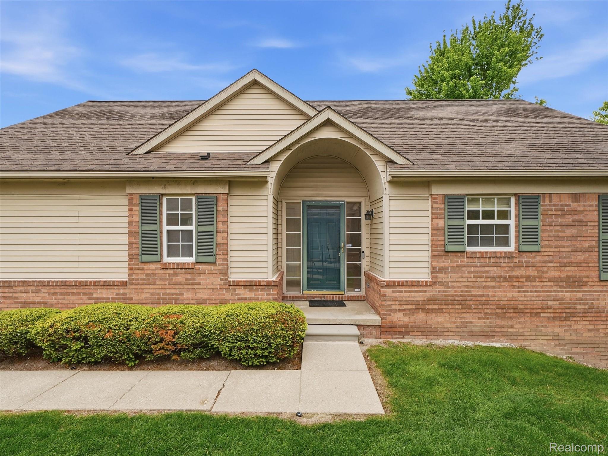 349, Daniel, Westland, Michigan, 48186