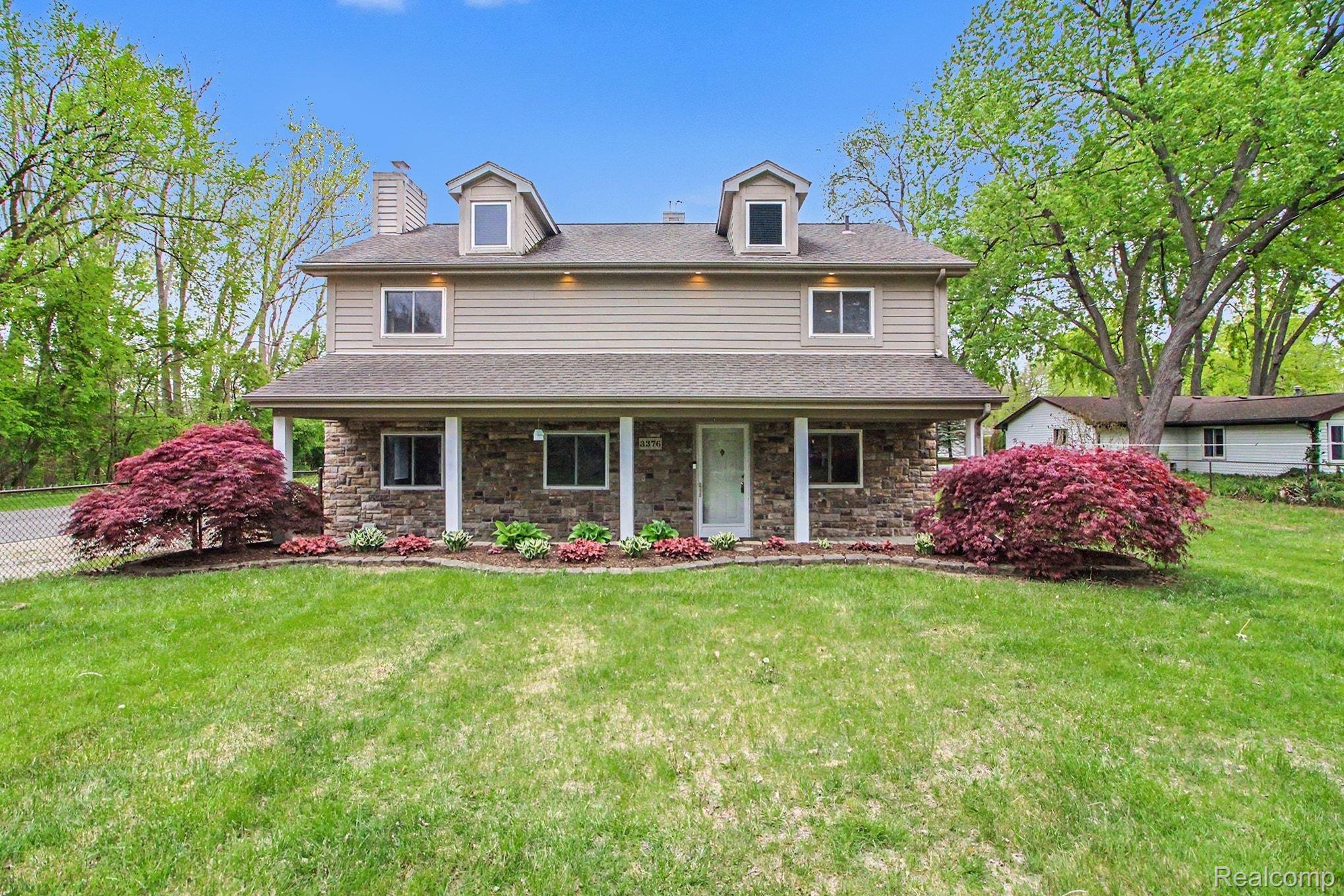 3376, Hessel, Rochester Hills, Michigan, 48307