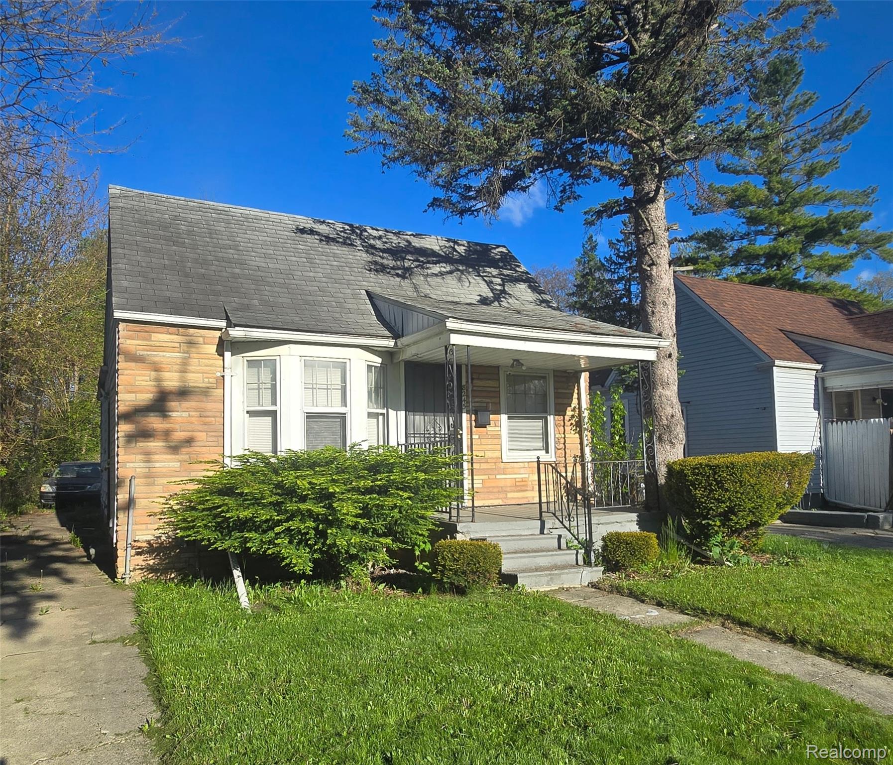 8245, Brace, Detroit, Michigan, 48228