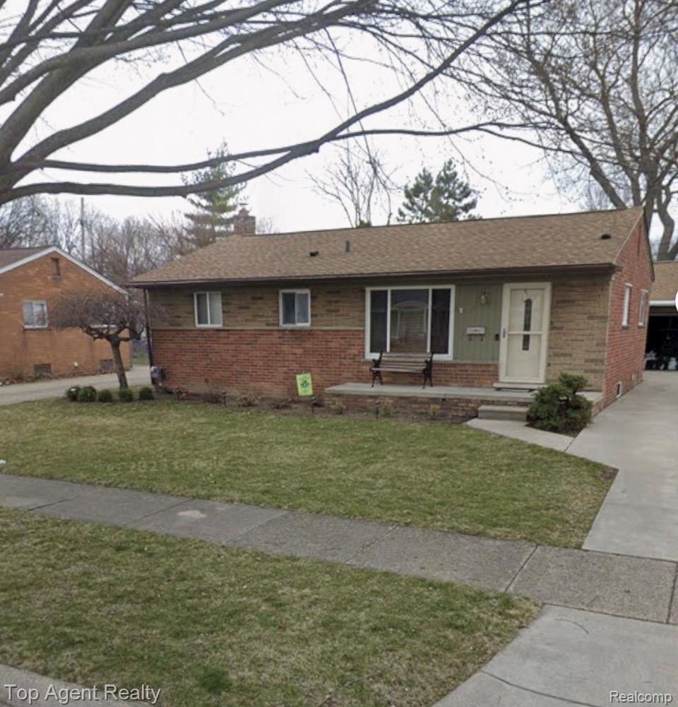 4703, Kensington, Warren, Michigan, 48092