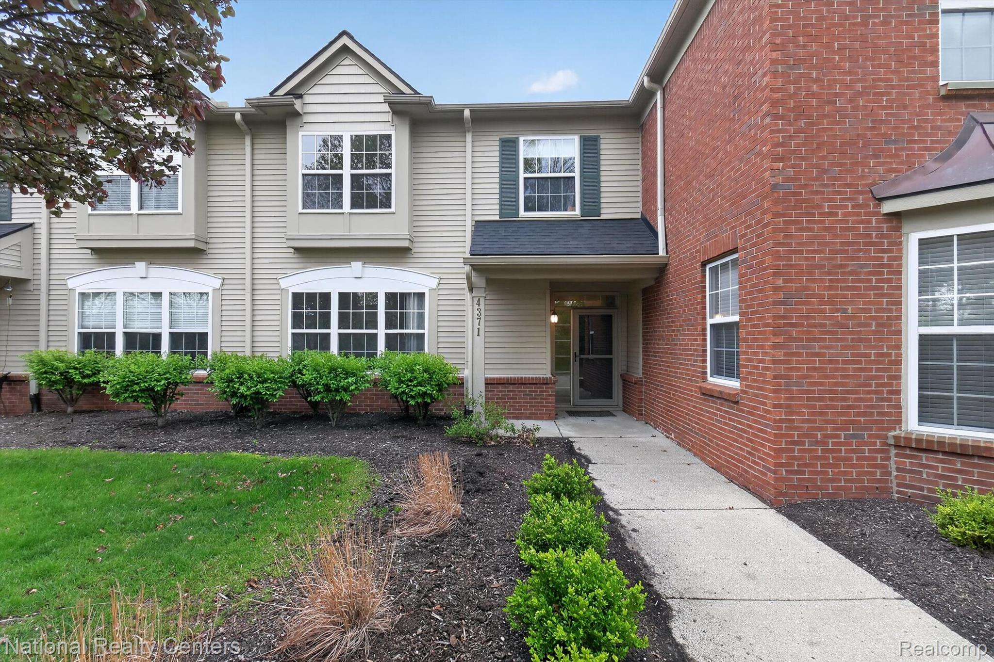 4371, Aster, Howell, Michigan, 48843