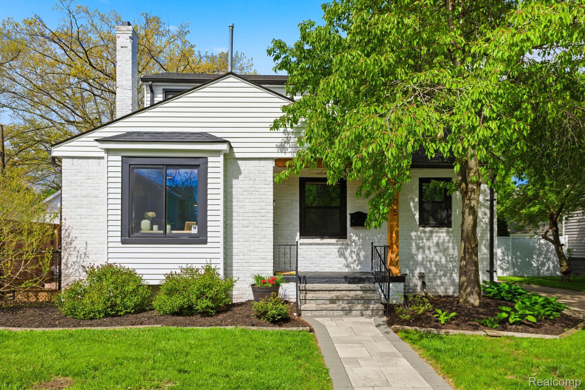 2705, Gardner, Berkley, Michigan, 48072