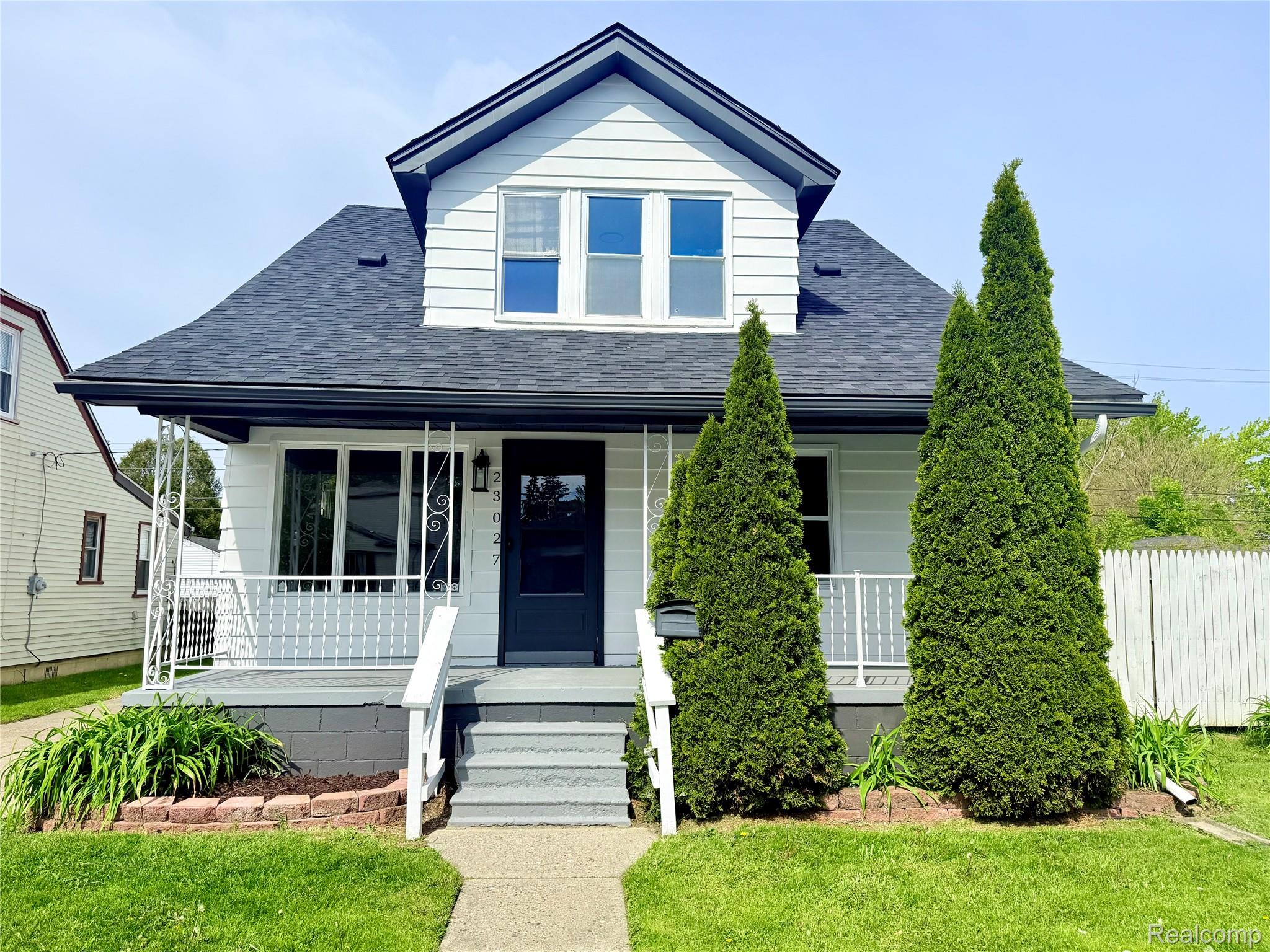 23027, Tuscany, Eastpointe, Michigan, 48021