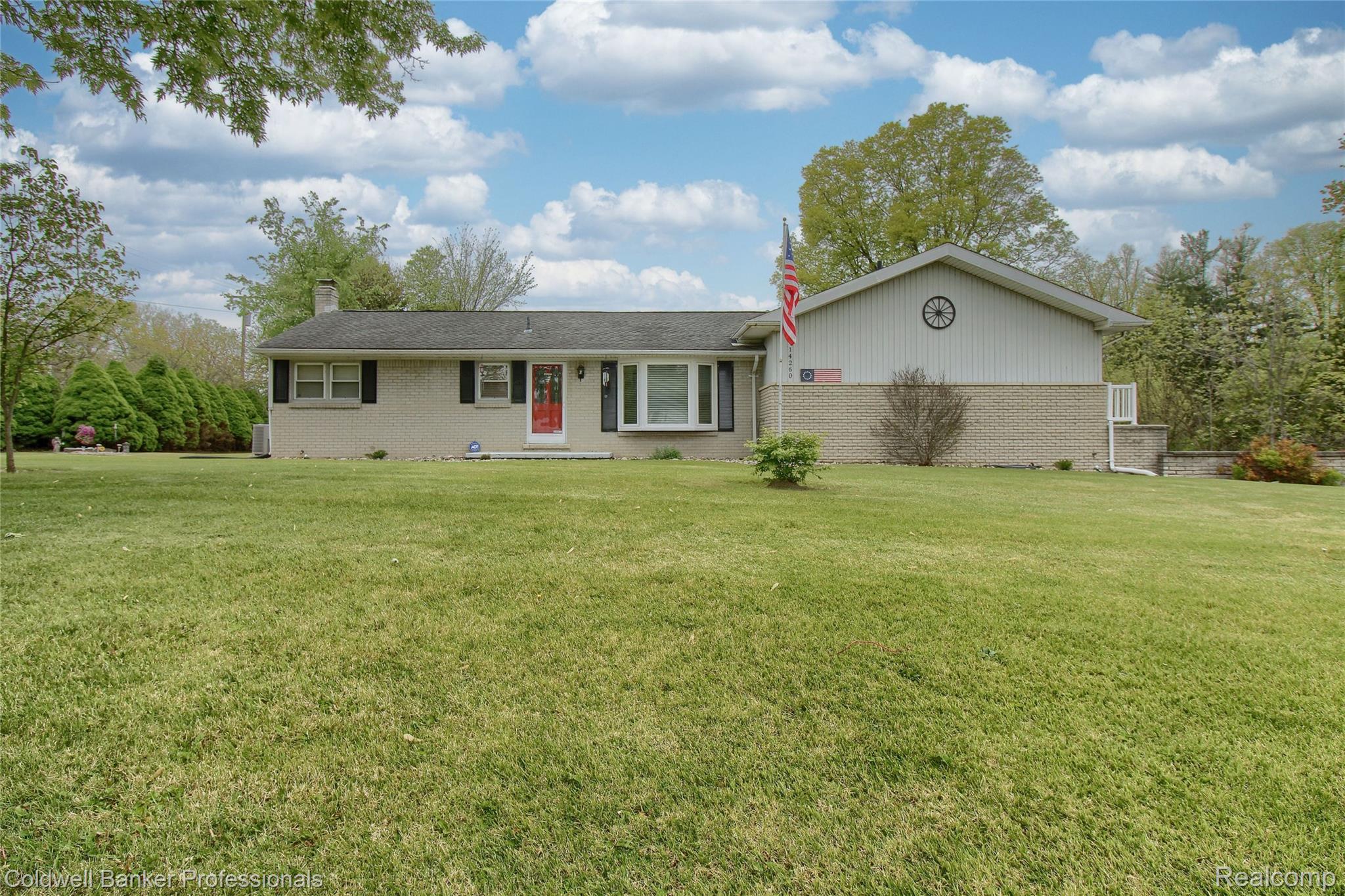 14260, Haggerty, Belleville, Michigan, 48111