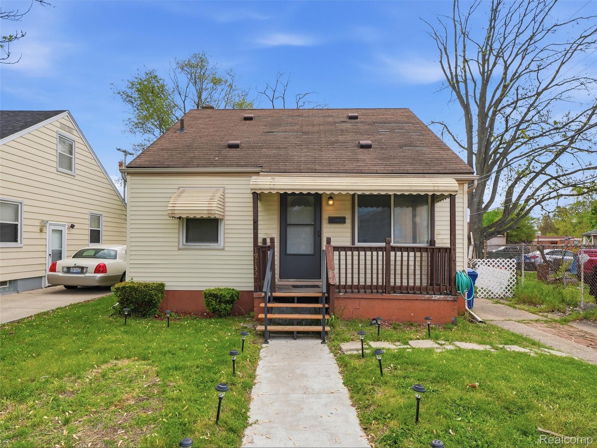 19132, Glenmore, Redford, Michigan, 48240