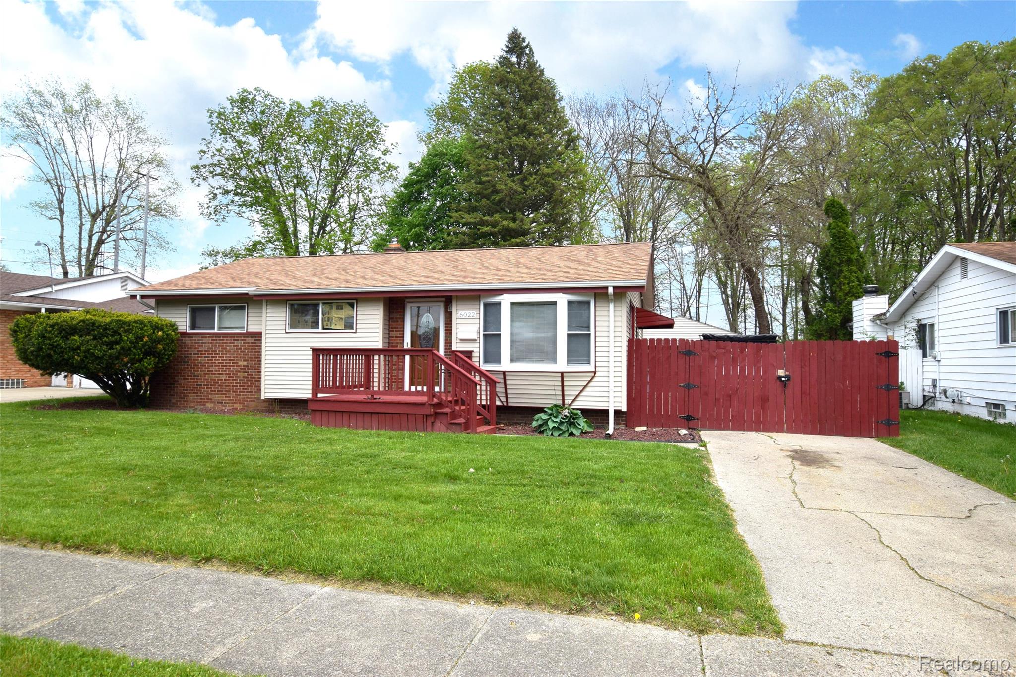 6022, Sally, Flint, Michigan, 48505