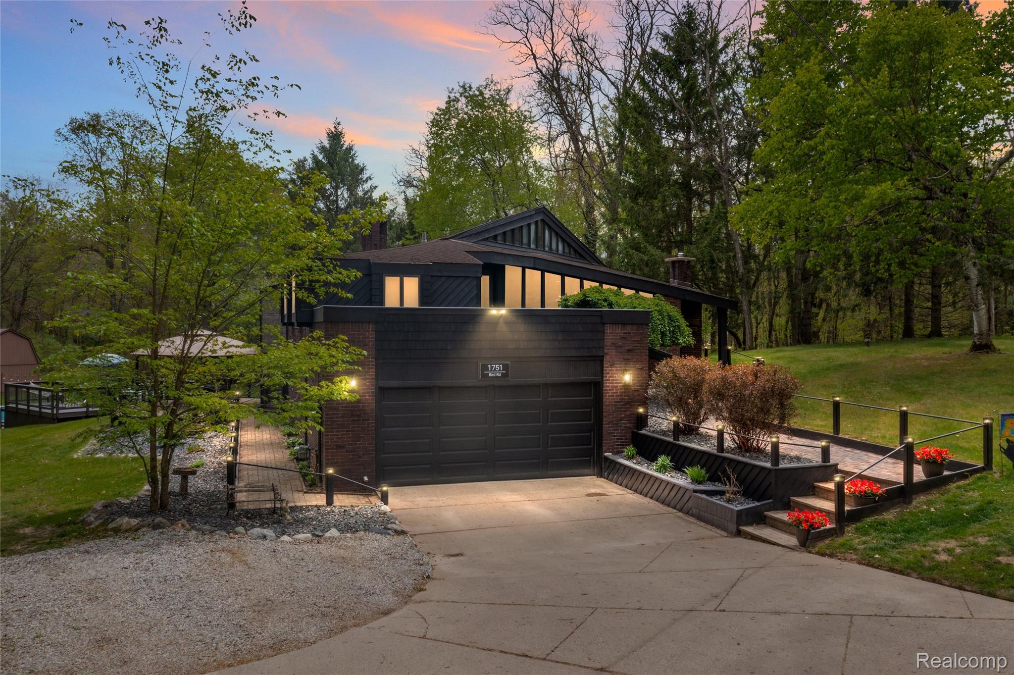 1751, Bird, Ortonville, Michigan, 48462