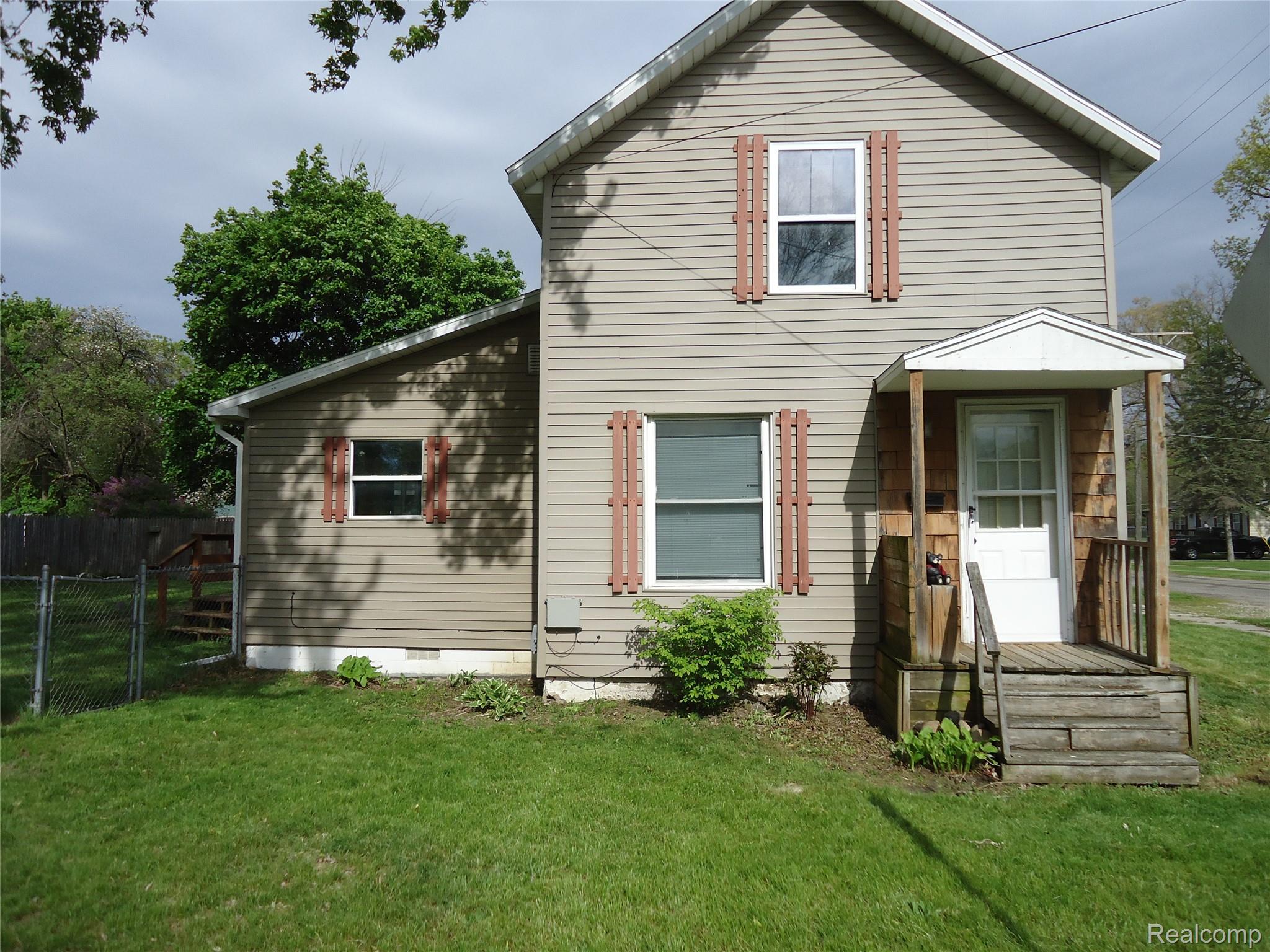 304, Williamette, Alma, Michigan, 48801