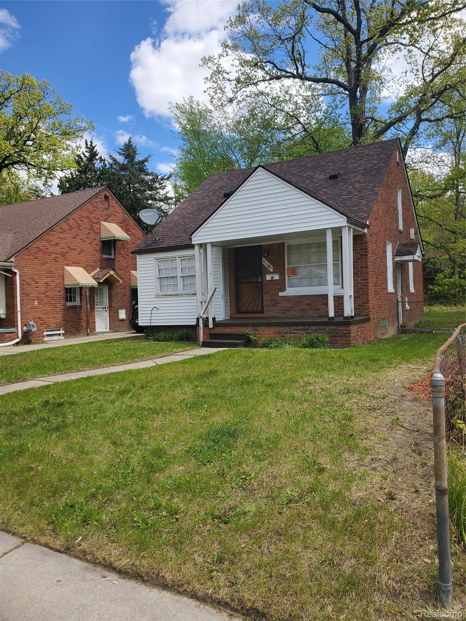 19400, Sunderland, Detroit, Michigan, 48219