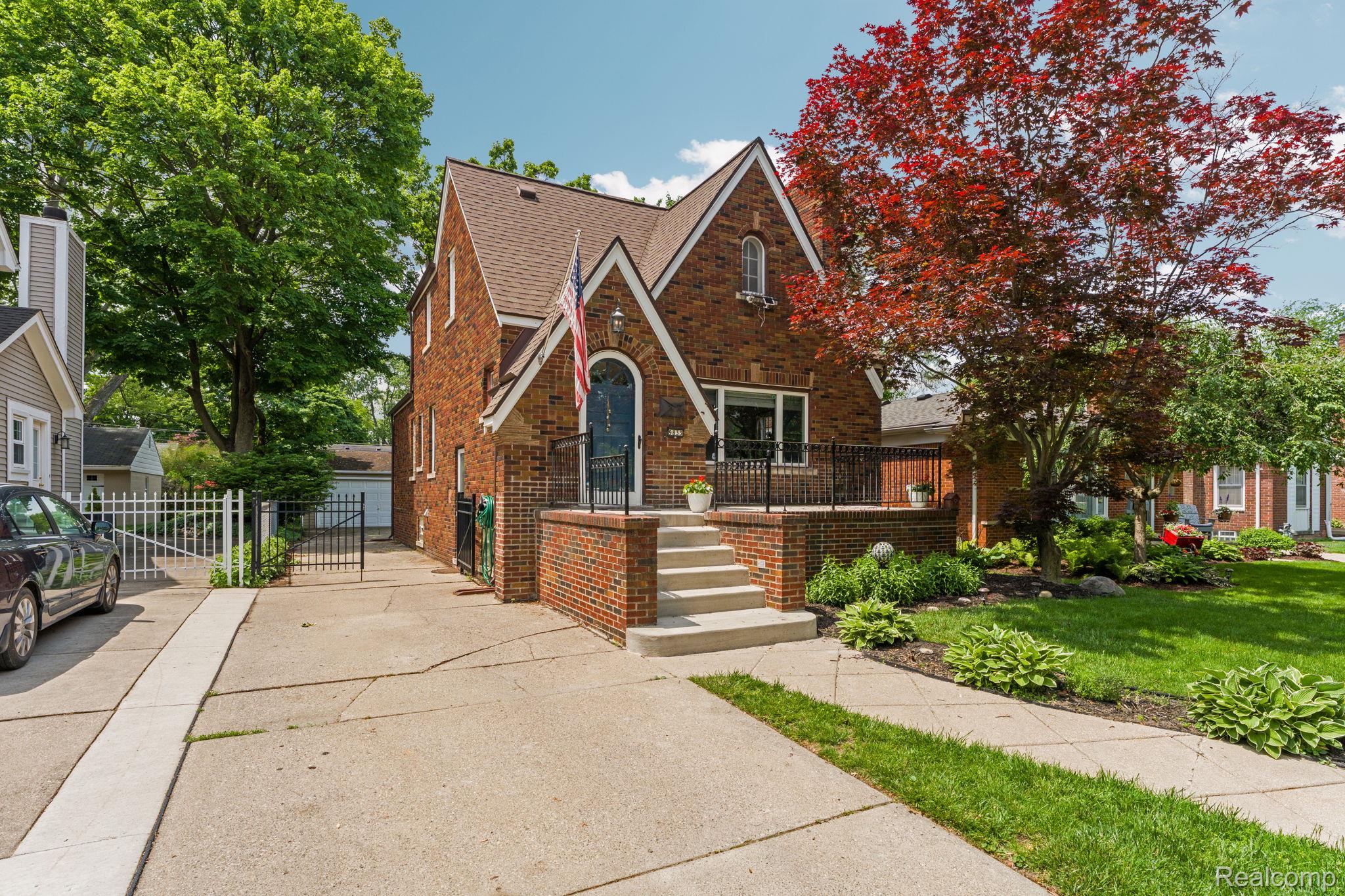 9833, Ingram, Livonia, Michigan, 48150