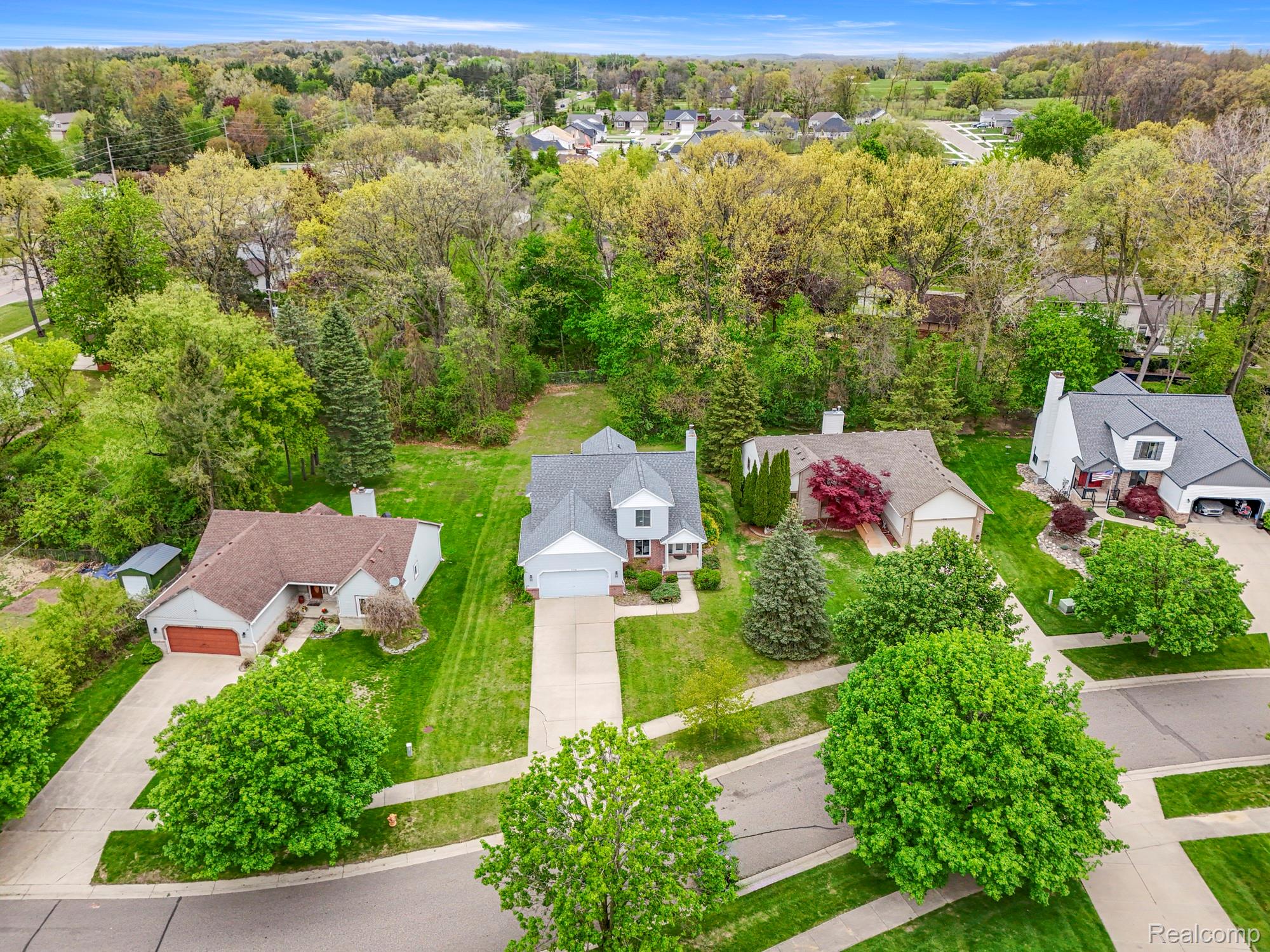 7978, Hoffman, Waterford, Michigan, 48327