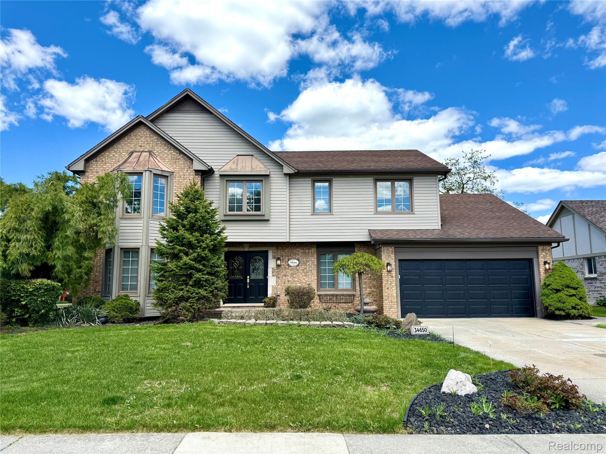 34650, Fairfax, Livonia, Michigan, 48152