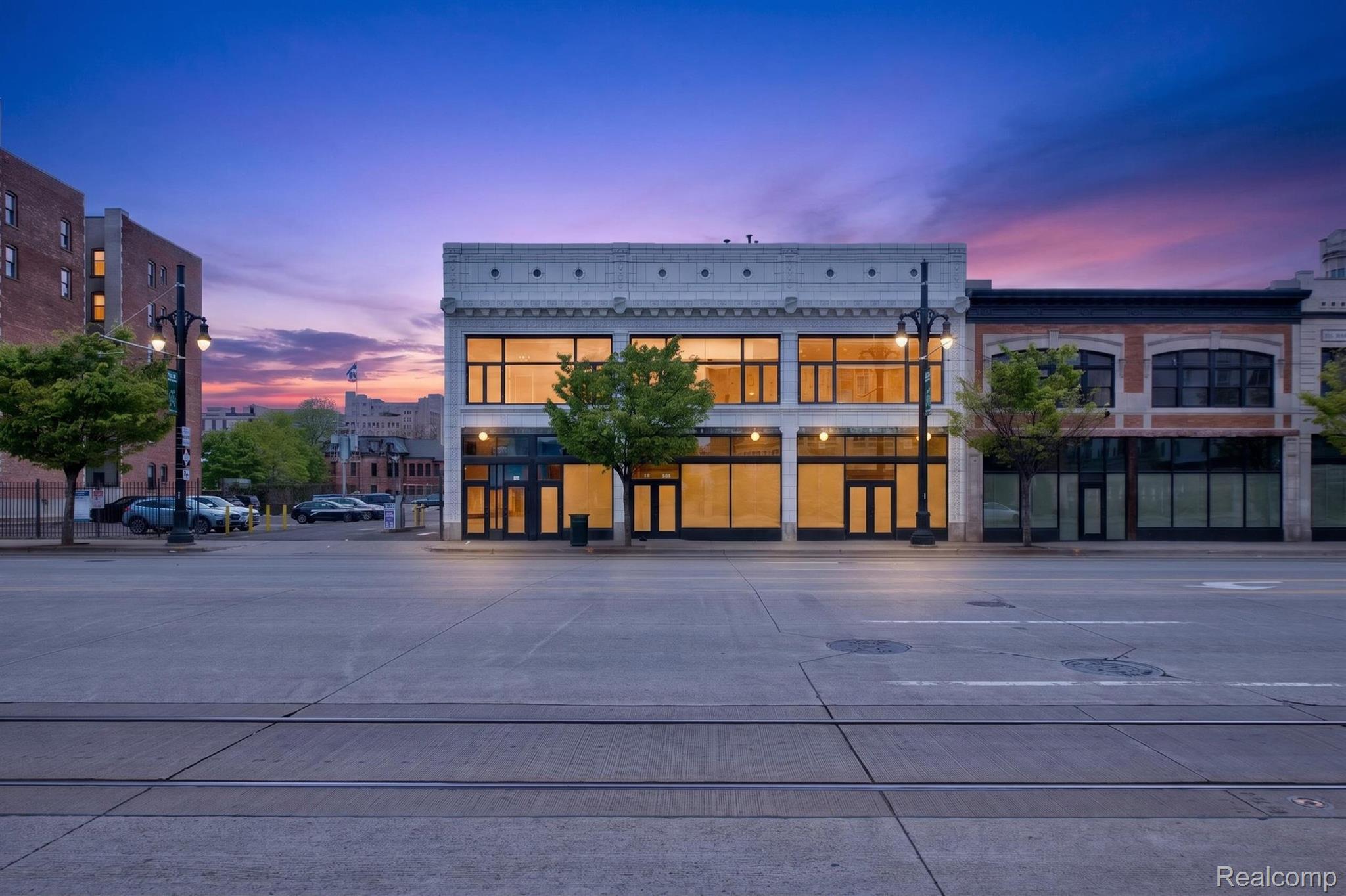 3139, Woodward, #1, Detroit, Michigan, 48201