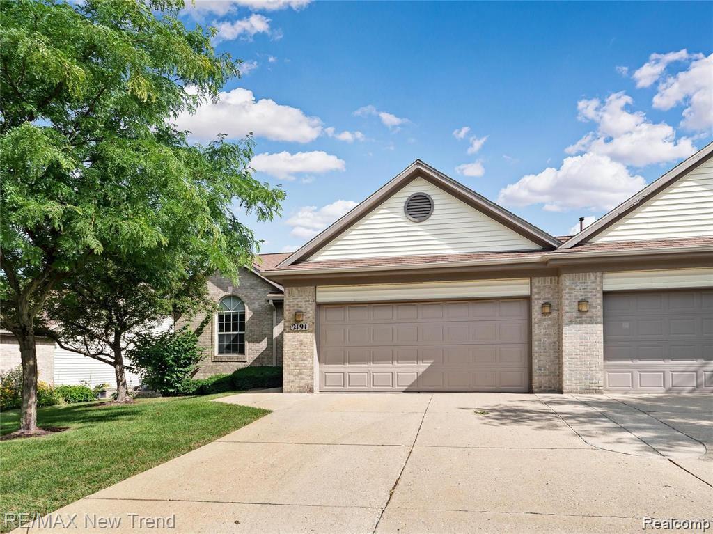 2191, Pleasant, Commerce Twp, Michigan, 48390