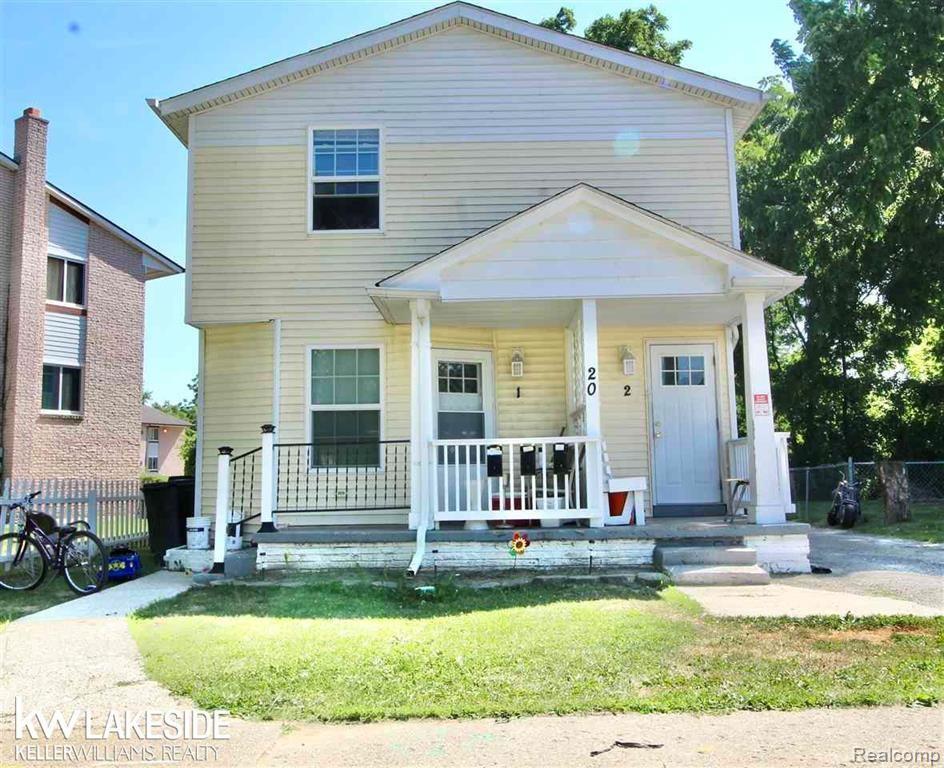 20, Gratiot Ct, unit #3, Mt. Clemens, Michigan, 48043