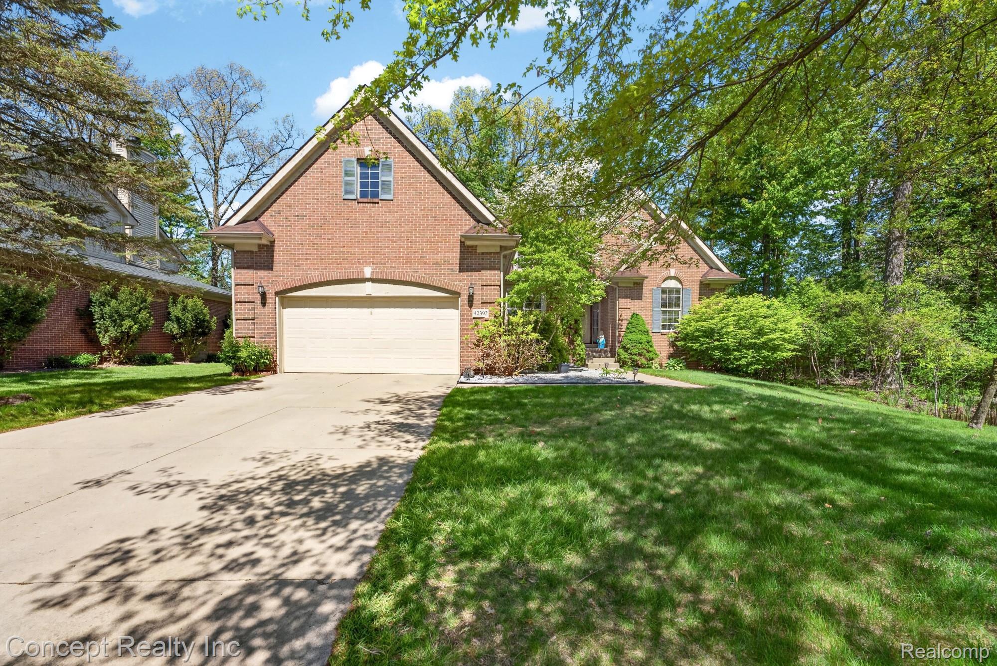 42392, White Hart, Canton, Michigan, 48188