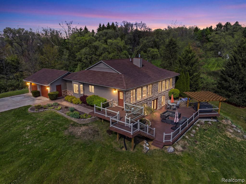 8742, Hyne, Brighton, Michigan, 48114