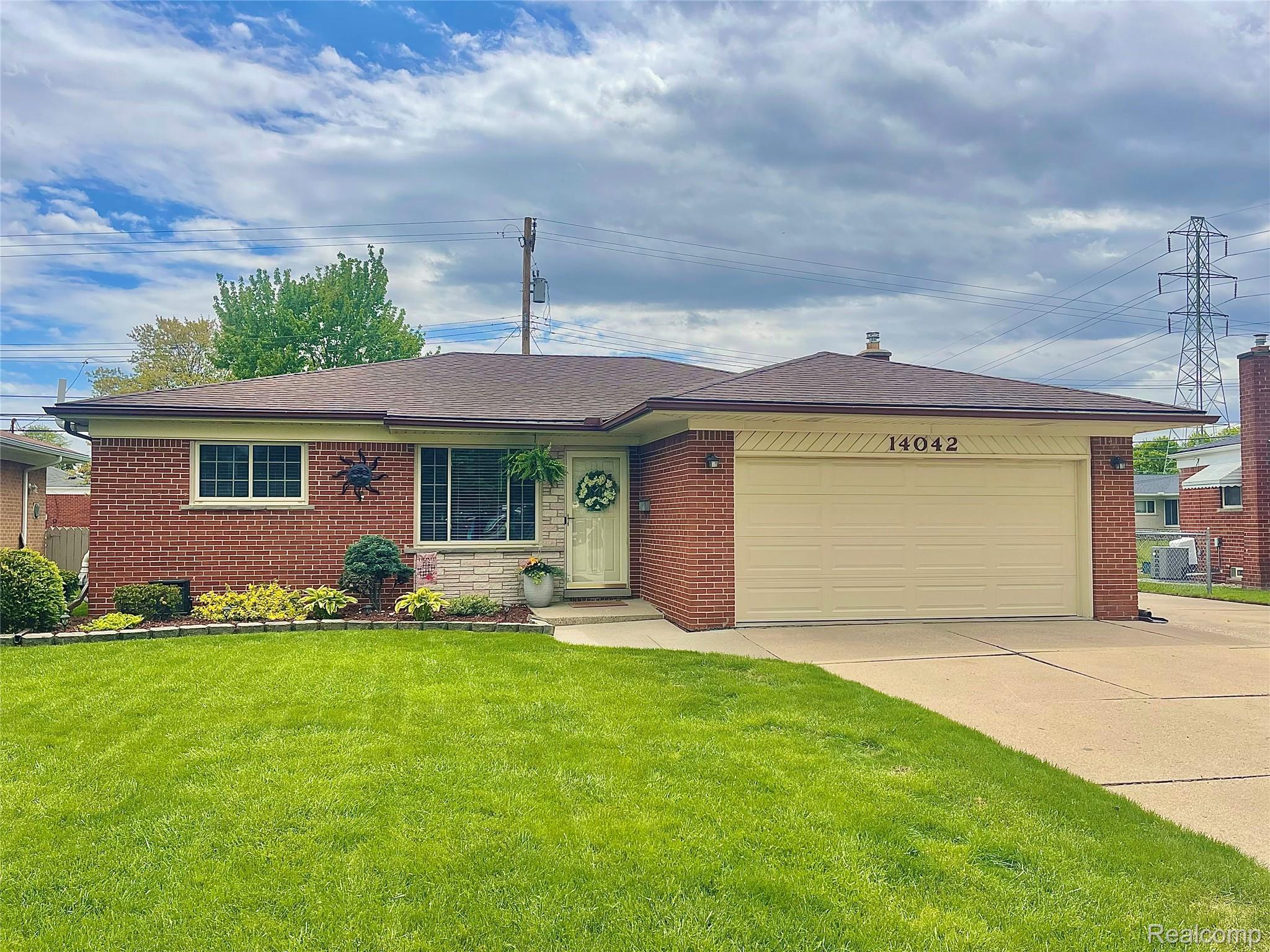 14042, Arden, Warren, Michigan, 48088