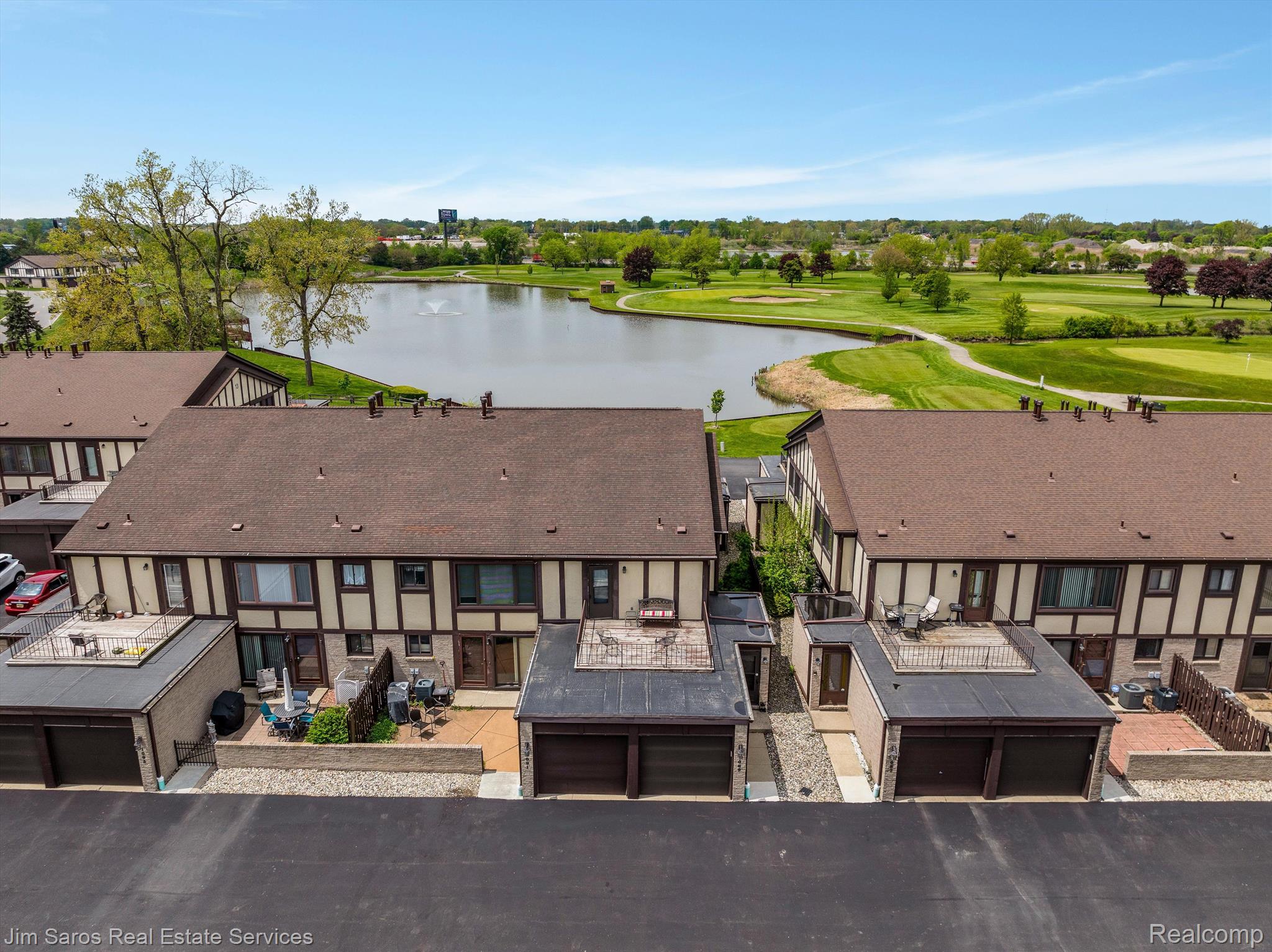 1089, COUNTRY CLUB, St. Clair Shores, Michigan, 48082