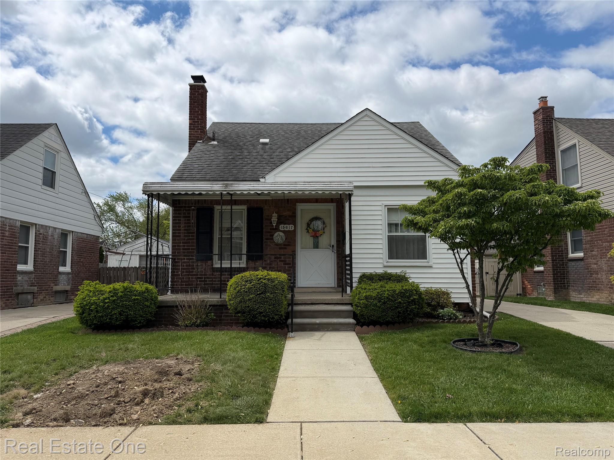 15617, Thomas, Allen Park, Michigan, 48101