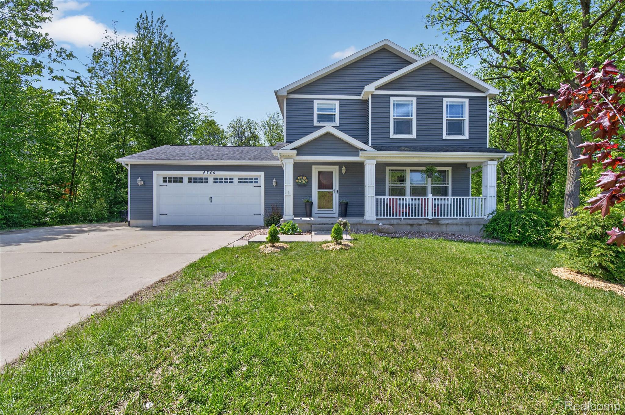 6745, THUNDER, Lansing, Michigan, 48906