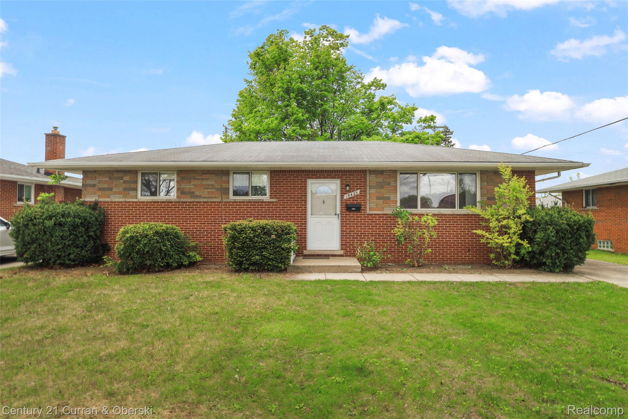 15435, Bainbridge, Livonia, Michigan, 48154
