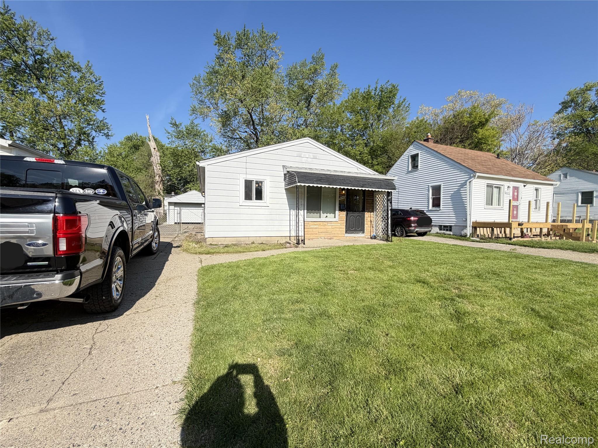 16569, Woodbine, Detroit, Michigan, 48219