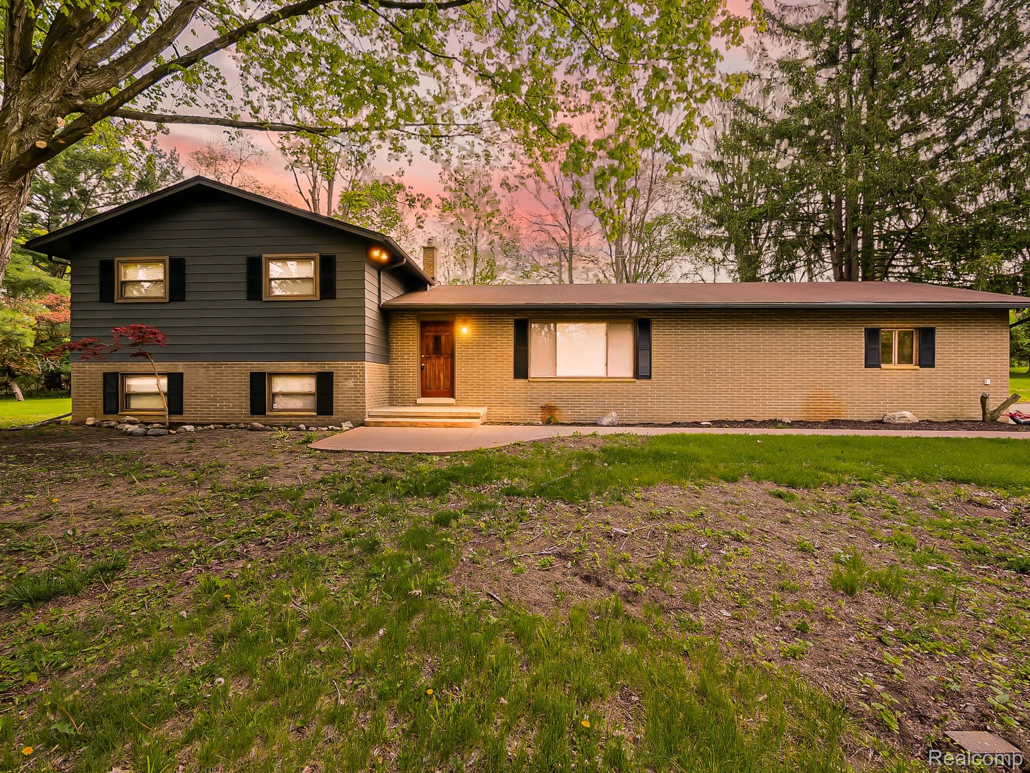 7580, Thornwood, Canton, Michigan, 48187