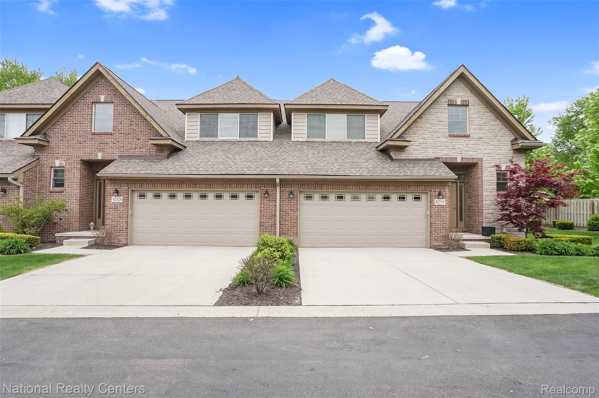 42516, Gateway, Plymouth, Michigan, 48170