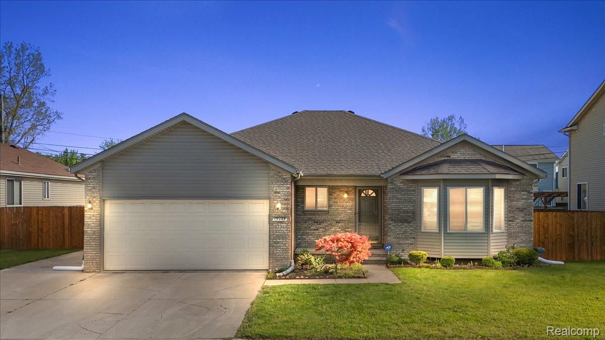 15948, Venice, Clinton Township, Michigan, 48035