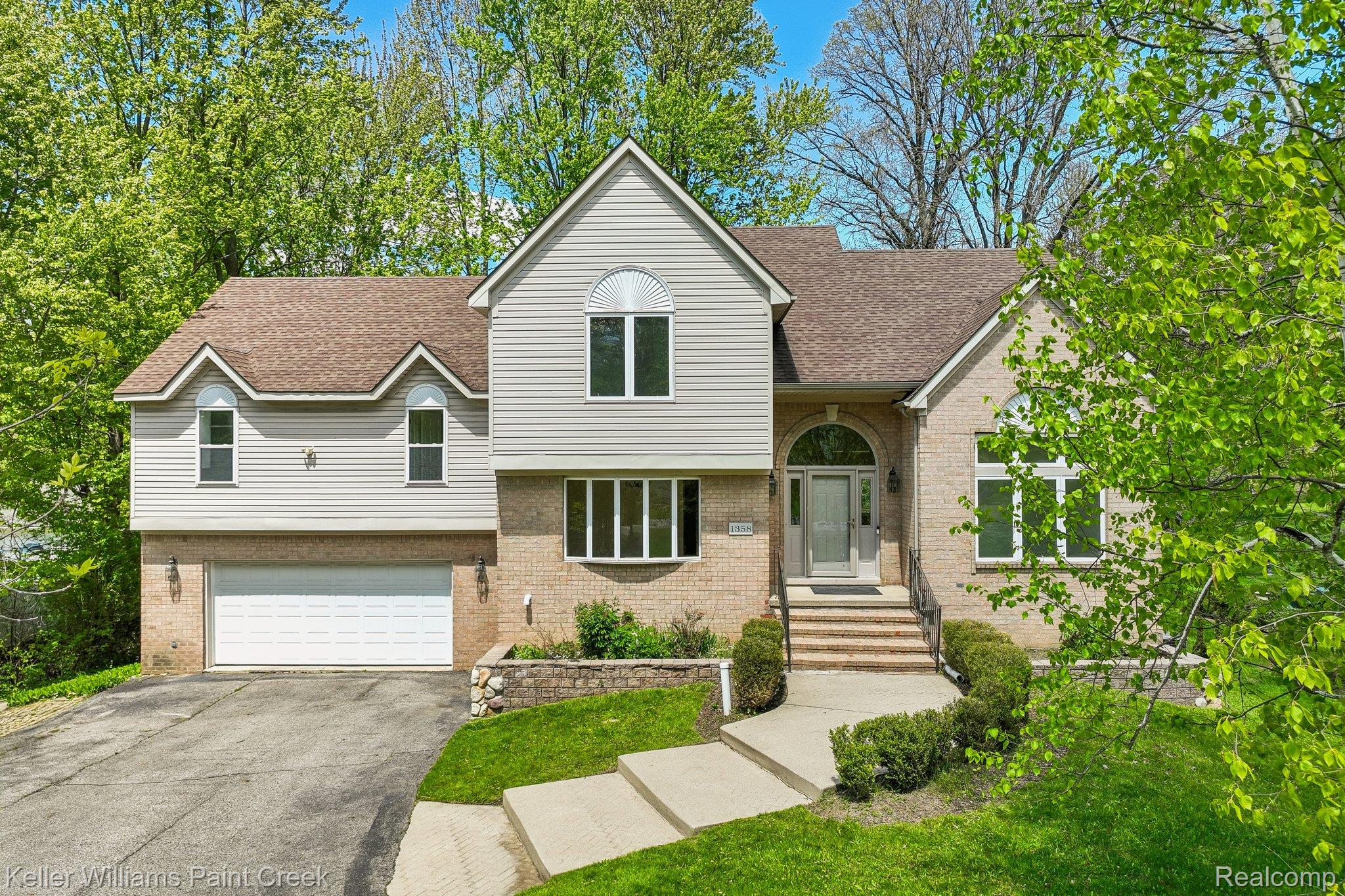 1358, Potomac, Rochester Hills, Michigan, 48306