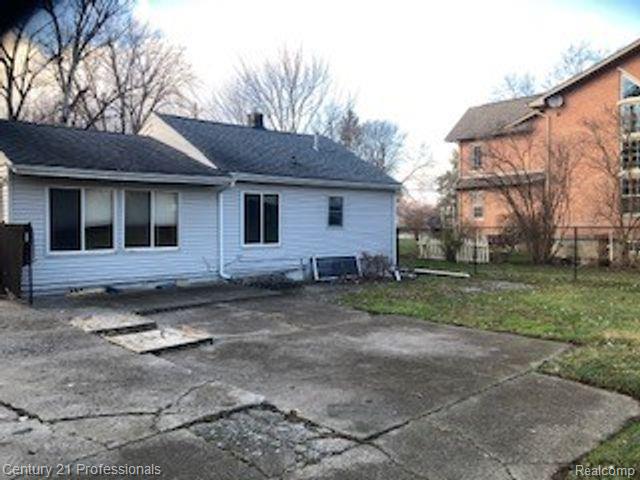 2118, MILVERTON, Troy, Michigan, 48083