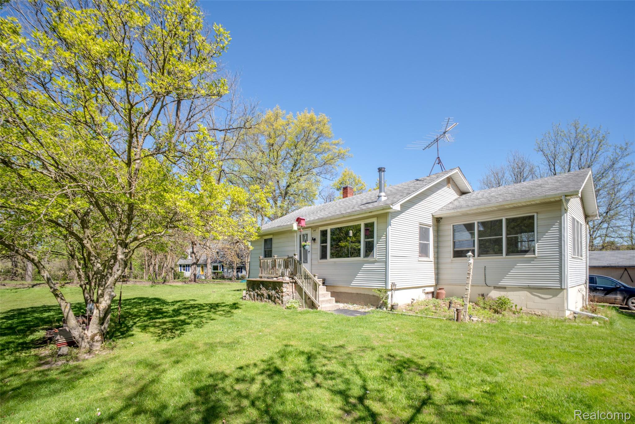 840, Rose Center, Holly, Michigan, 48442