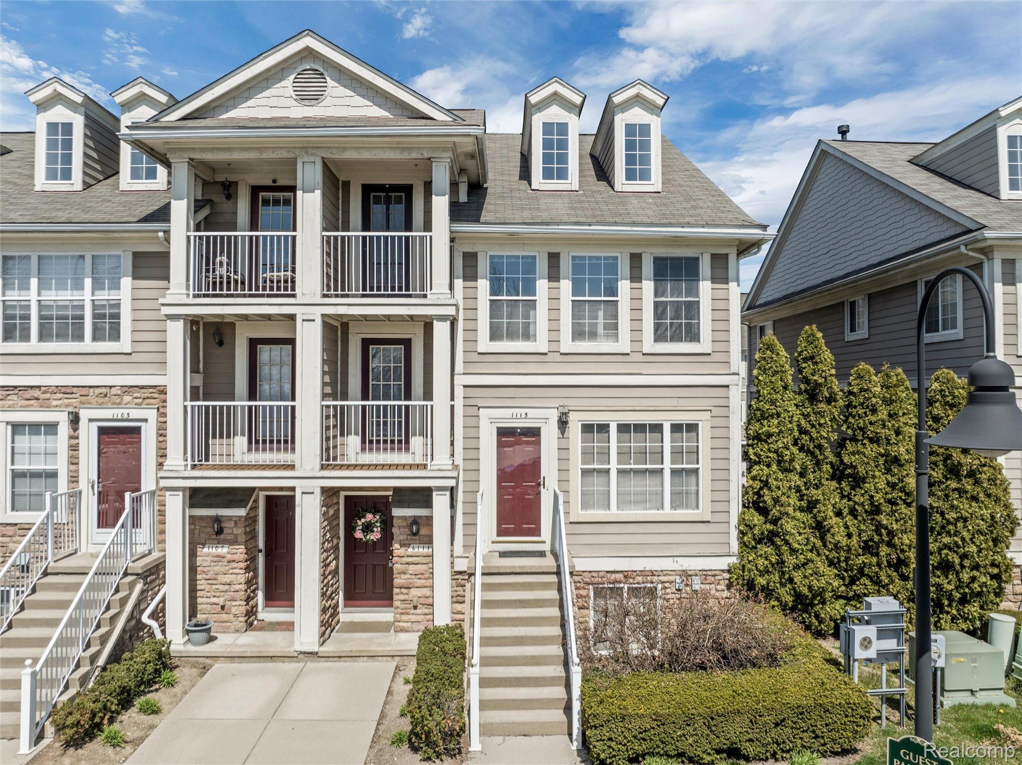 1111, BEAVER, Troy, Michigan, 48083