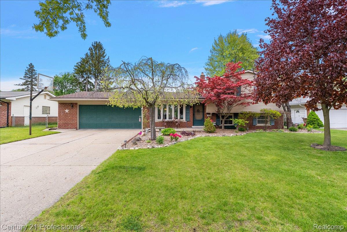 5788, Strathdon, Waterford, Michigan, 48327