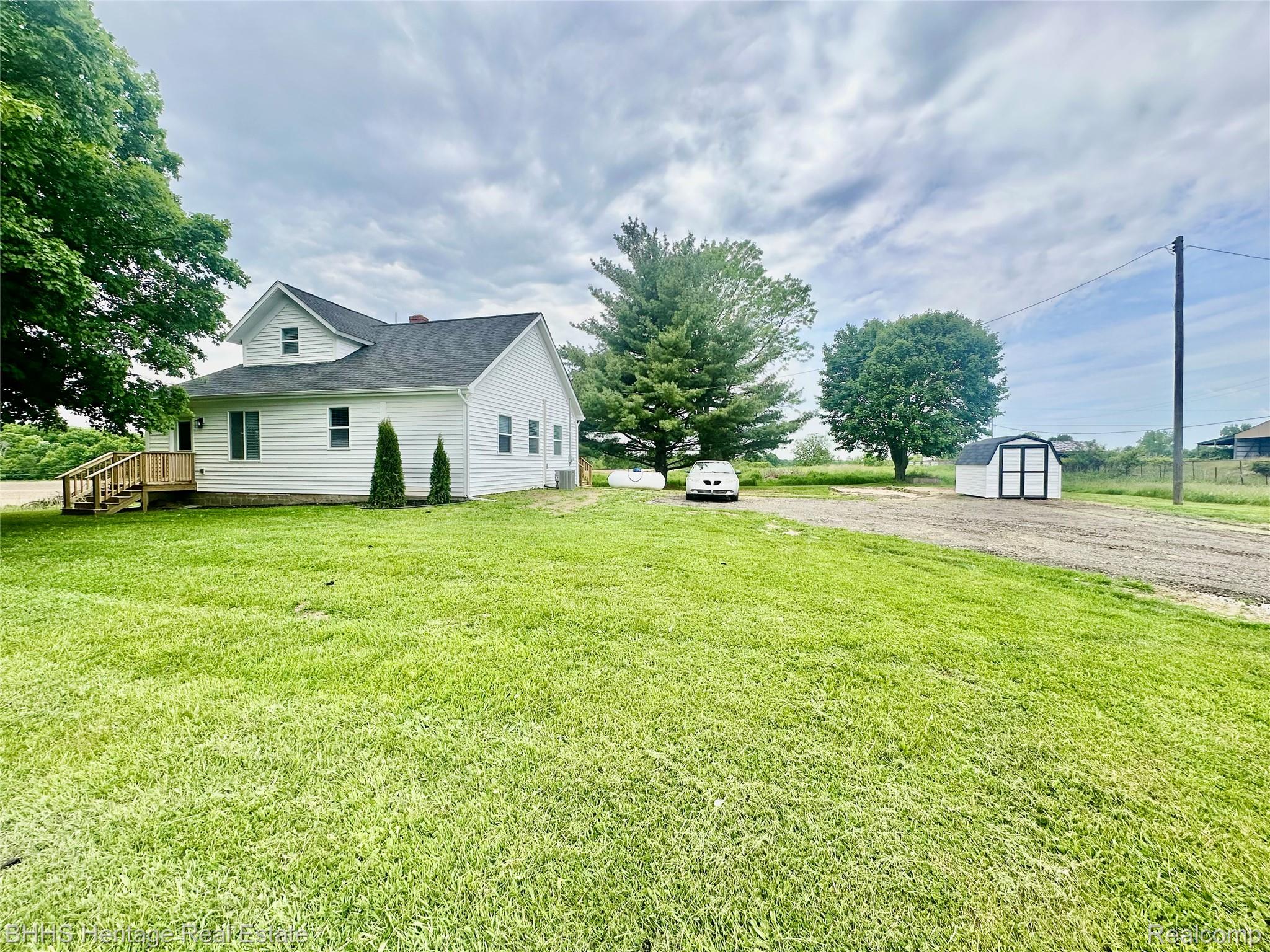 5435, Byron, Howell, Michigan, 48855