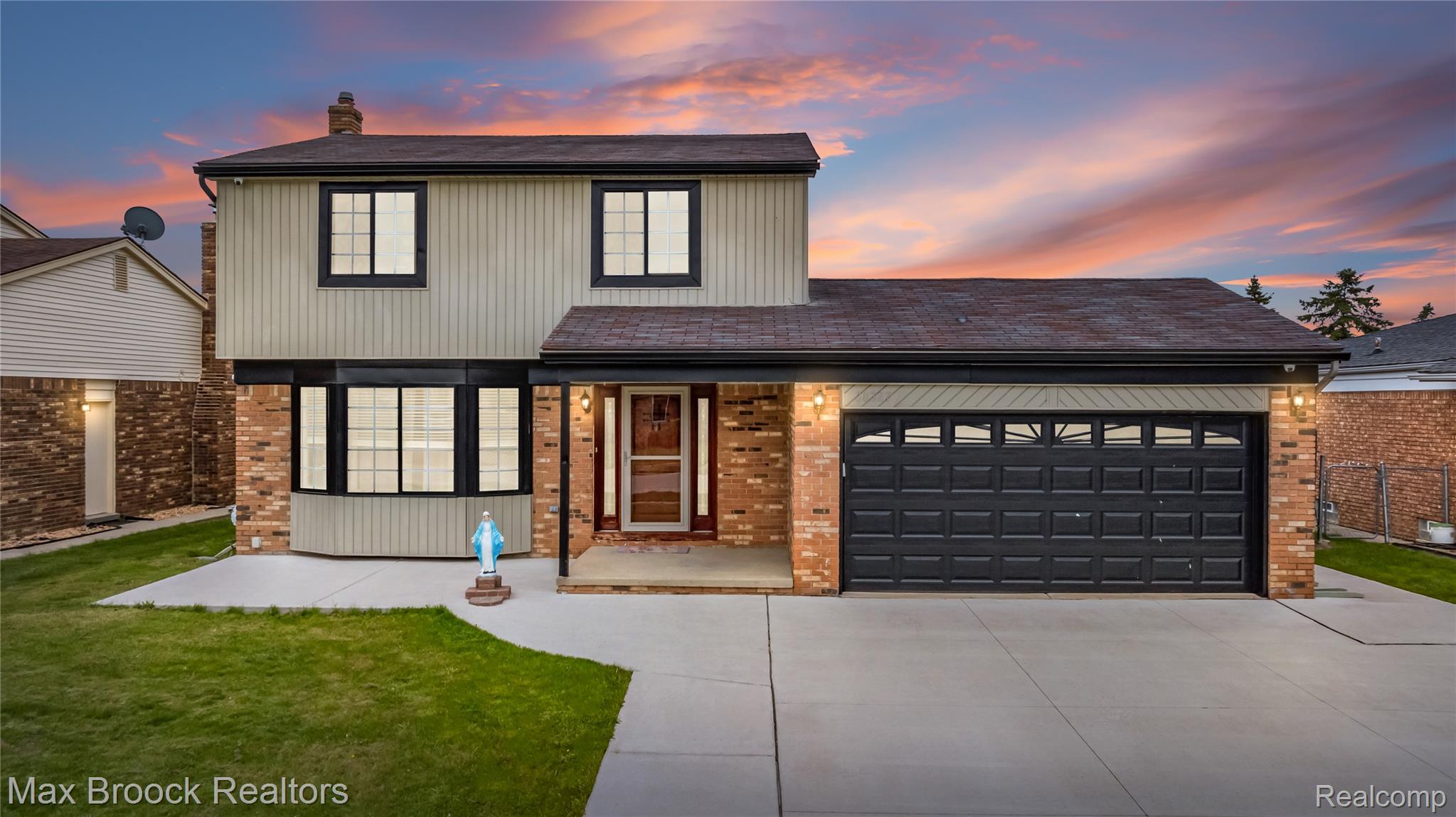 38327, Sleigh, Sterling Heights, Michigan, 48310